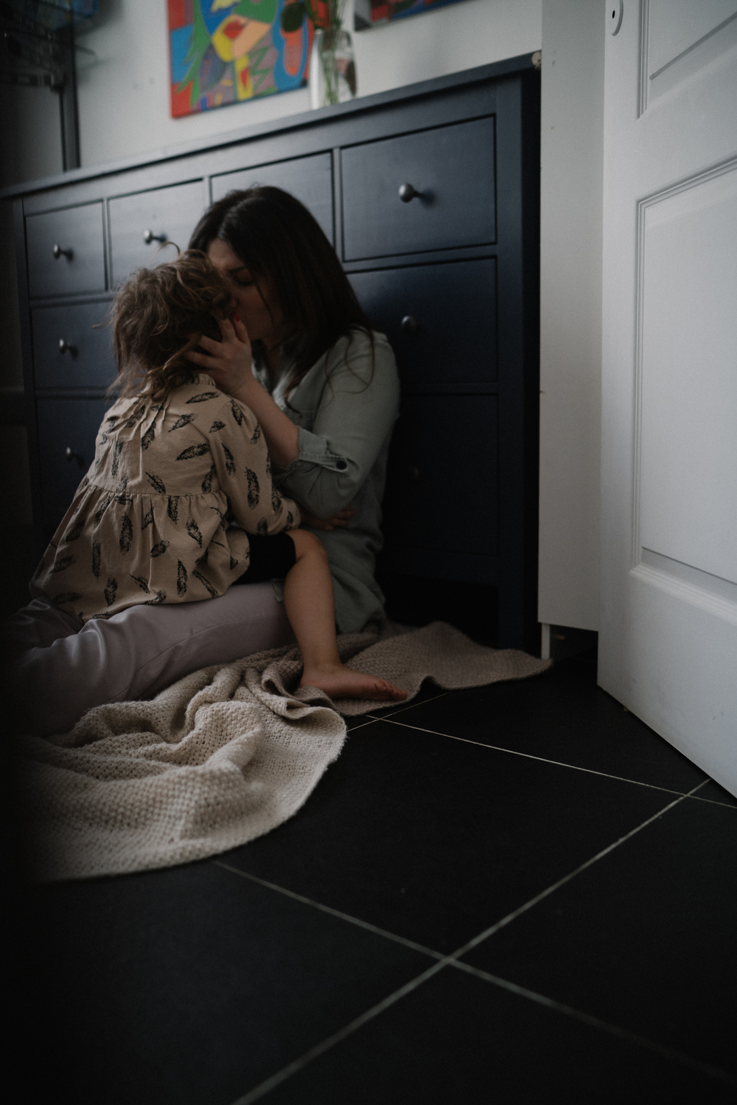 Мама, дочь, кот. Искренний фотограф