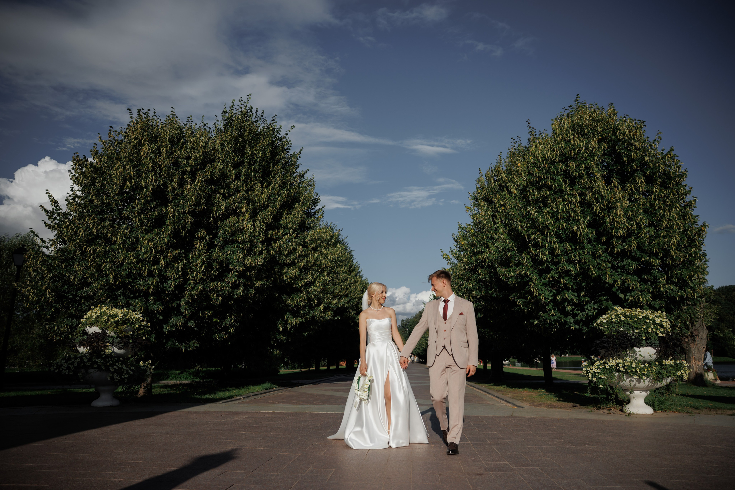 Отель «Милан», Шипиловский ЗАГС, прогулка в парке Царицыно. Свадебный и репортажный фотограф (Москва, Королев и другие)