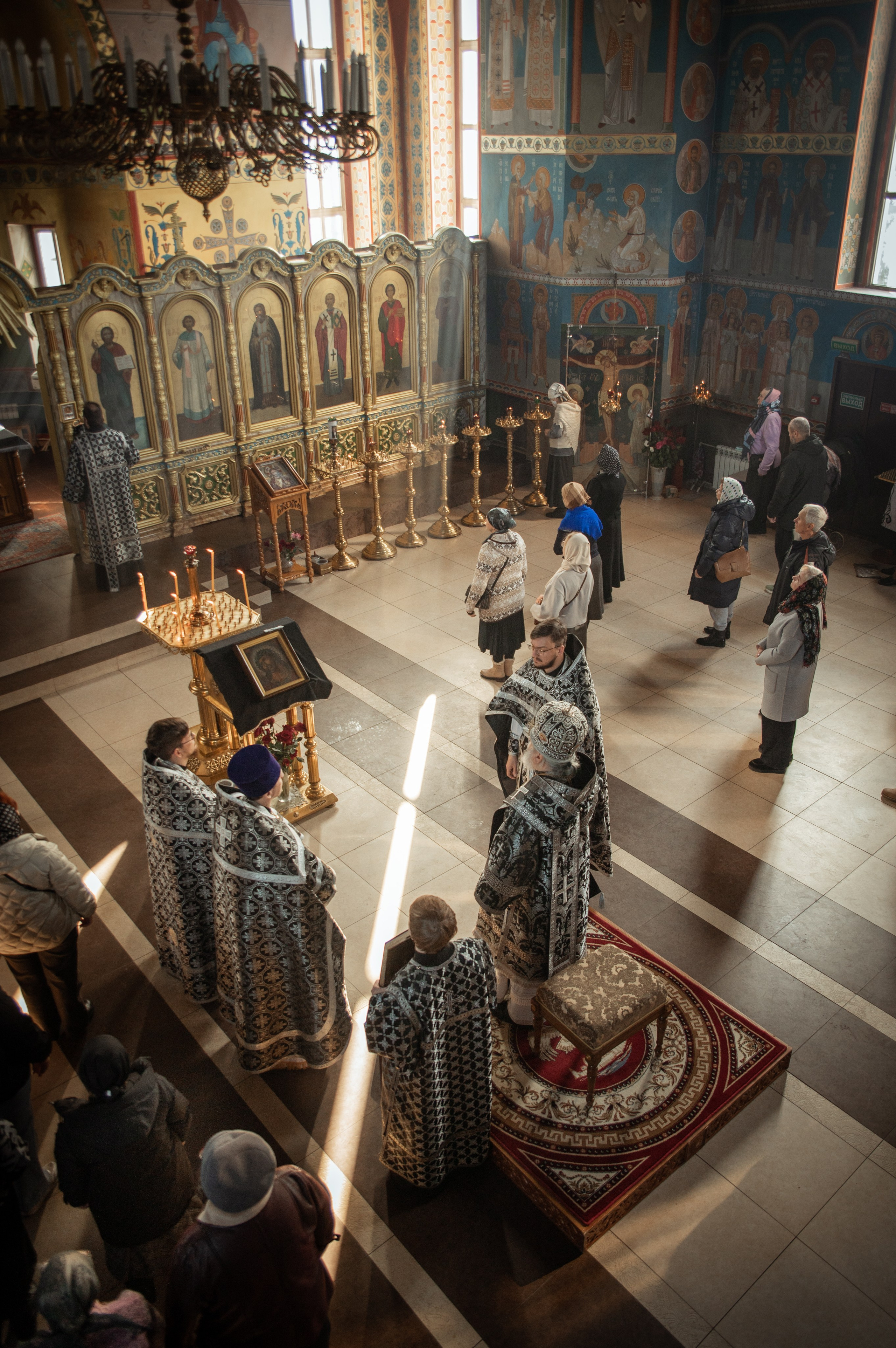 Преждеосвящение Даров. Храм Серафима Саровского. Церковный, семейный и репортажный фотограф Волгоград, Волжский