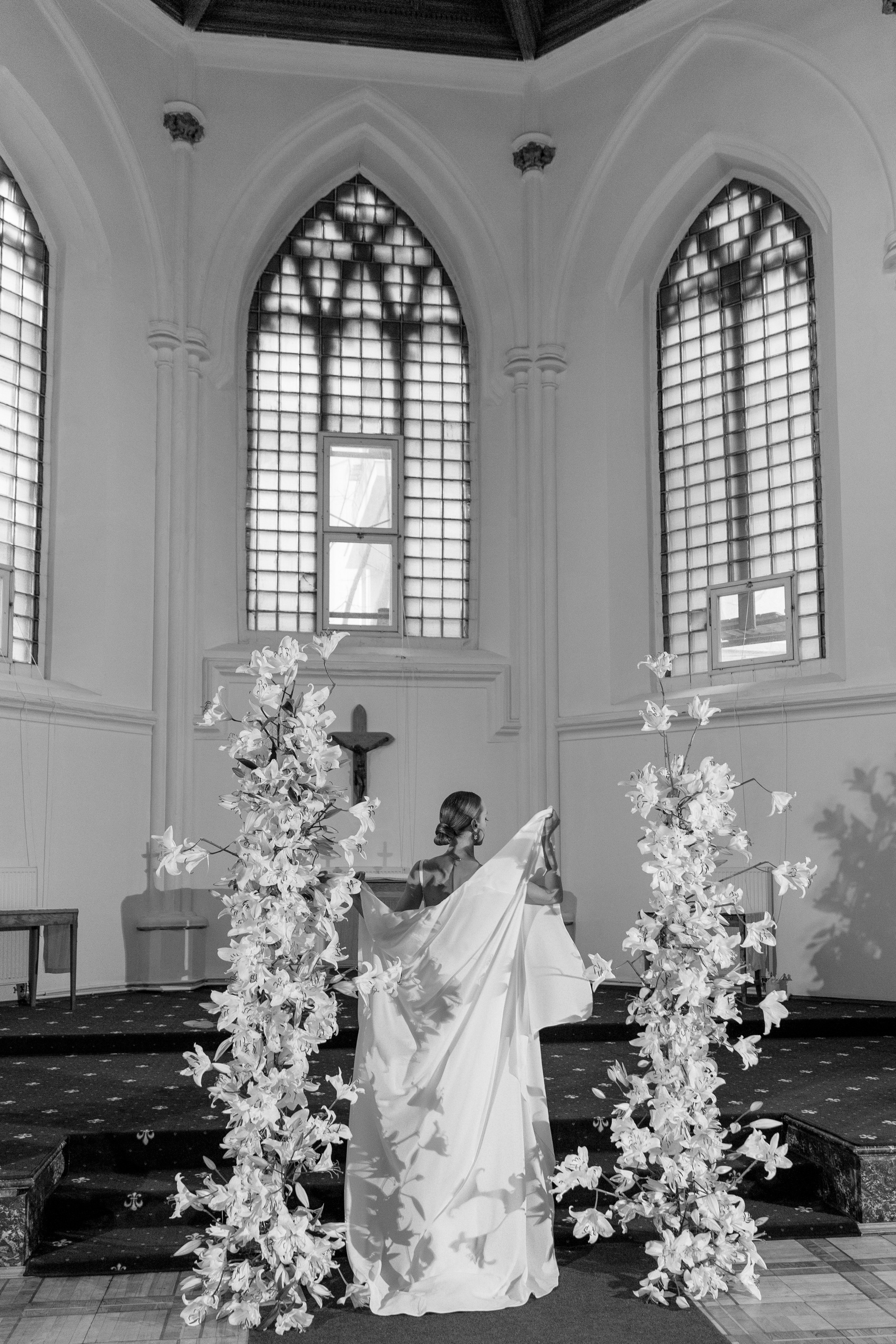 Съёмка в католической церкви. Свадебный фотограф Полина Панина