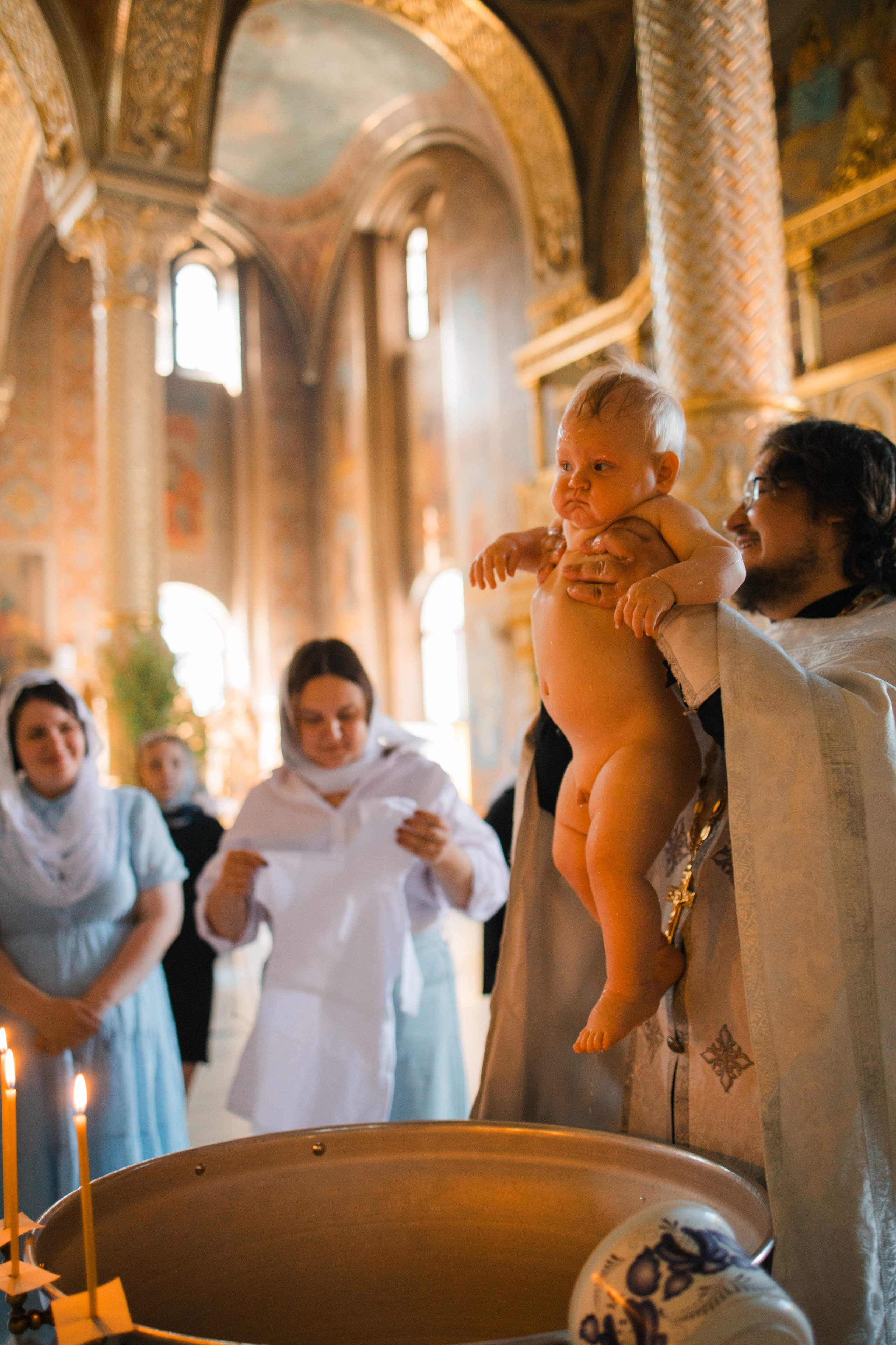 Фотосъемка крещения ребенка в Серпухове. Выпускные альбомы в Серпухове