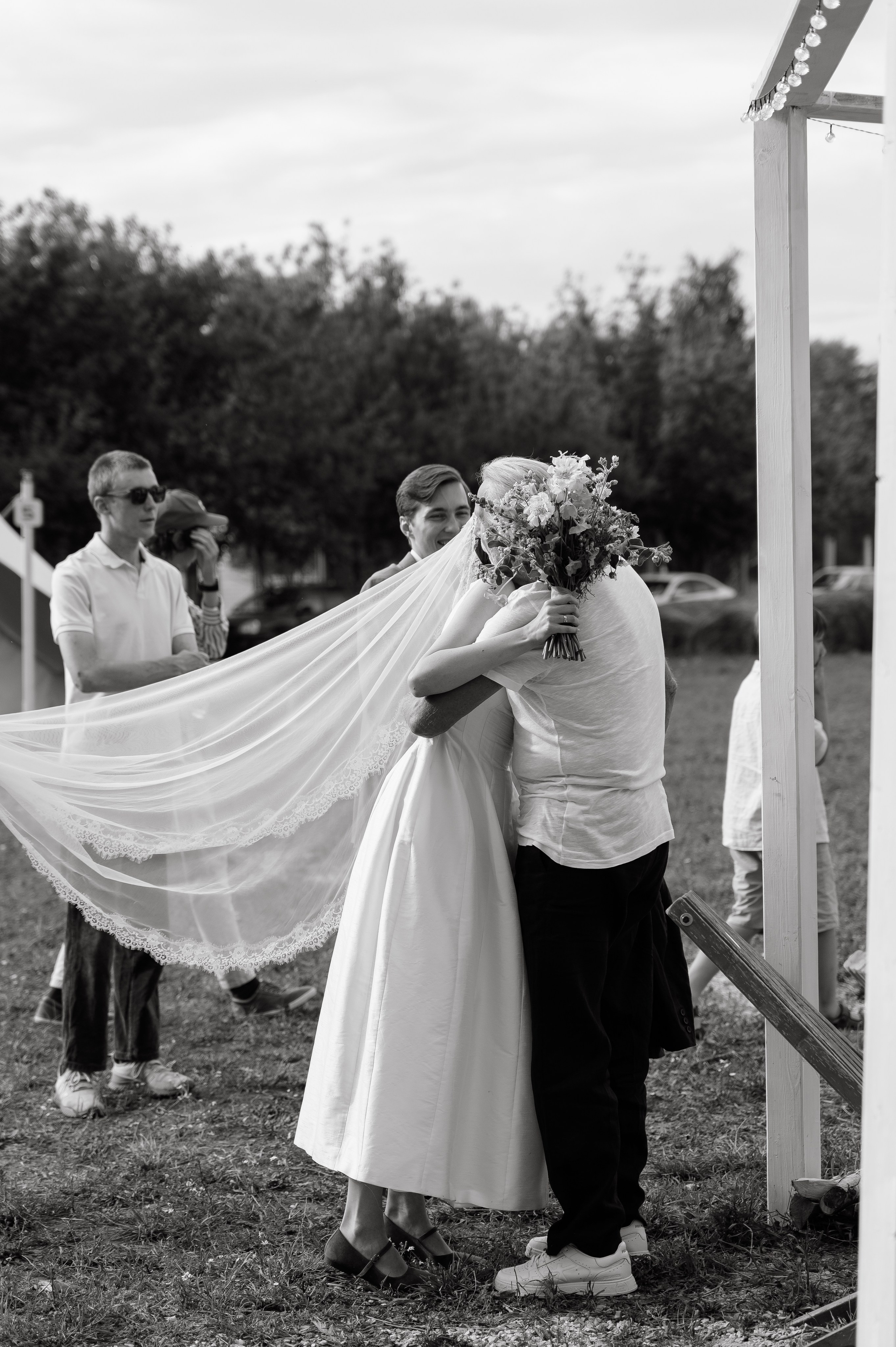 Держась за руки…. Свадебный фотограф Тольятти Самара Холмов Артем