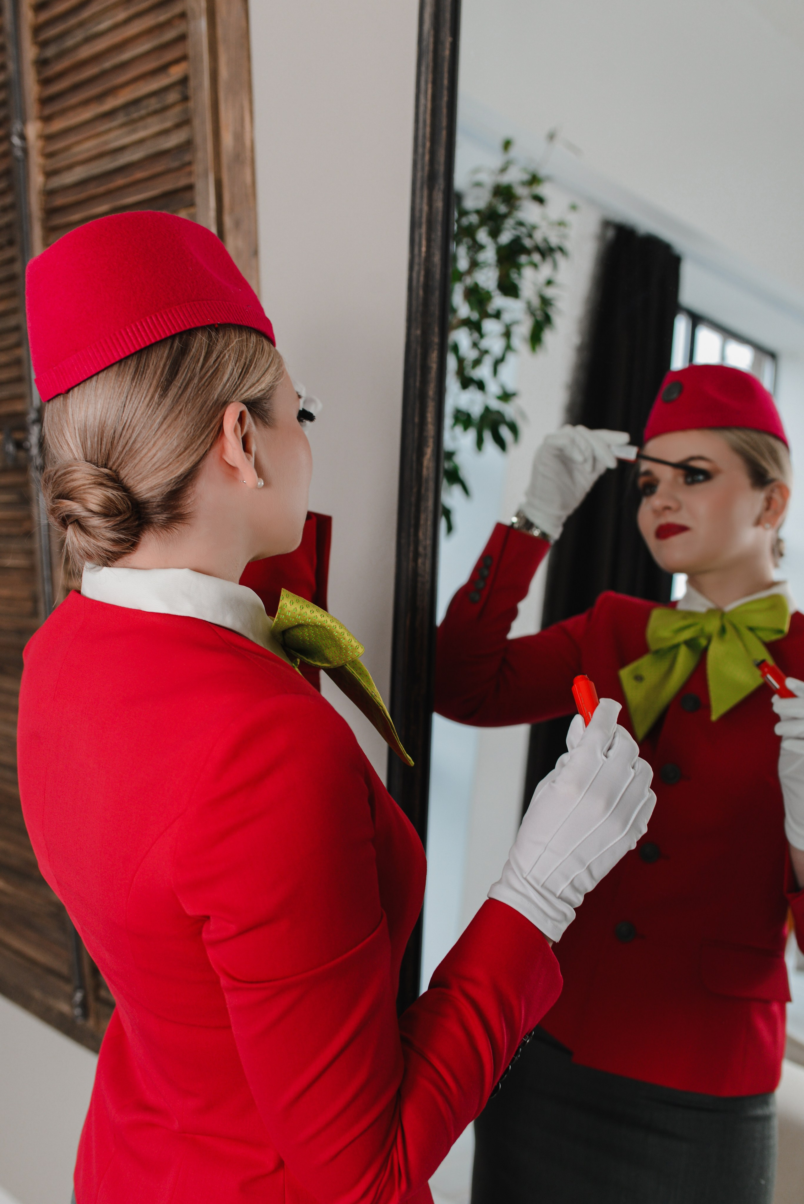 Стюардесса по имени Полина. Фотограф Ярута Оксана / Ростов-на-Дону