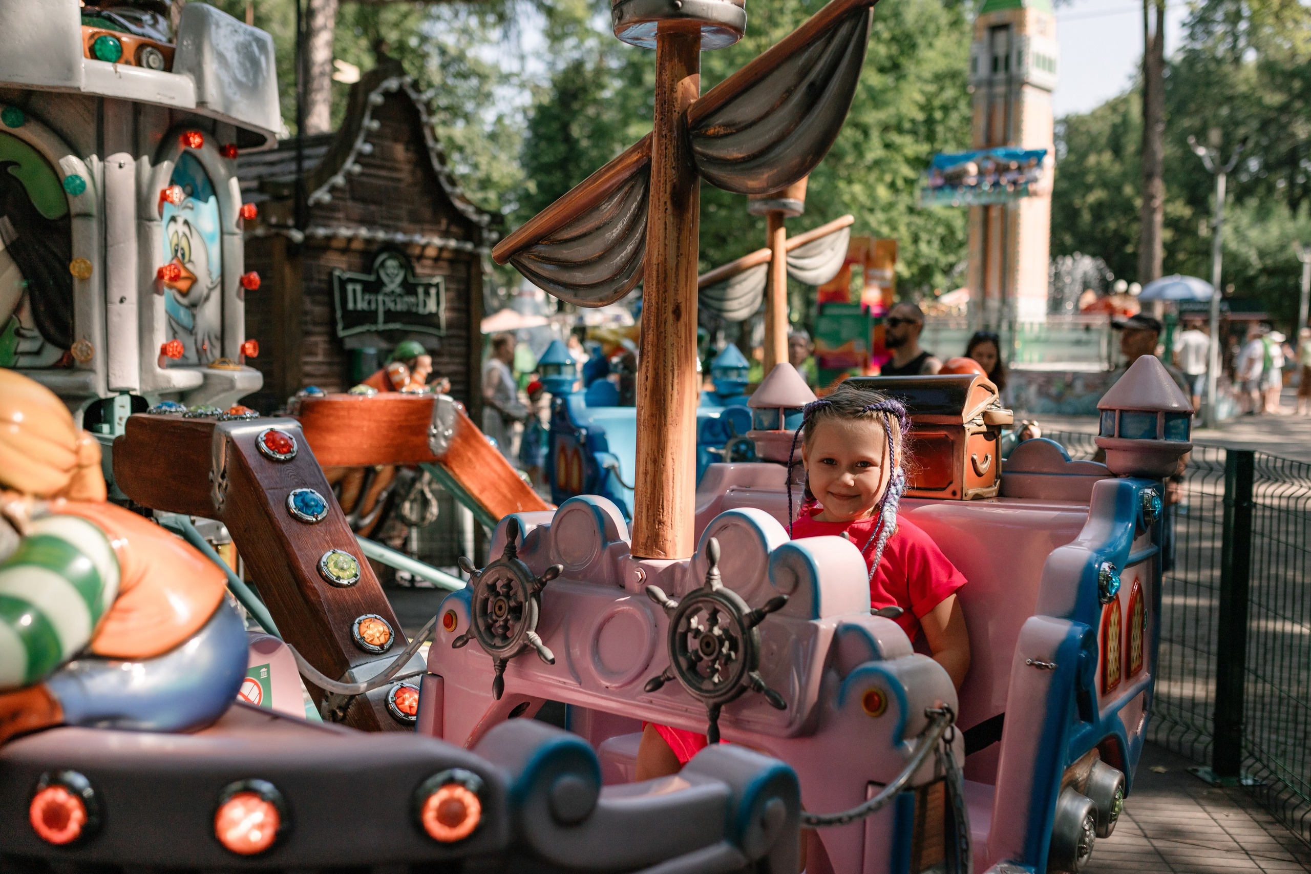 Семейная прогулка. Август 2025. Фотограф Пермь. Свадьбы. Семья и дети, школа, д. сад. Фотокниги