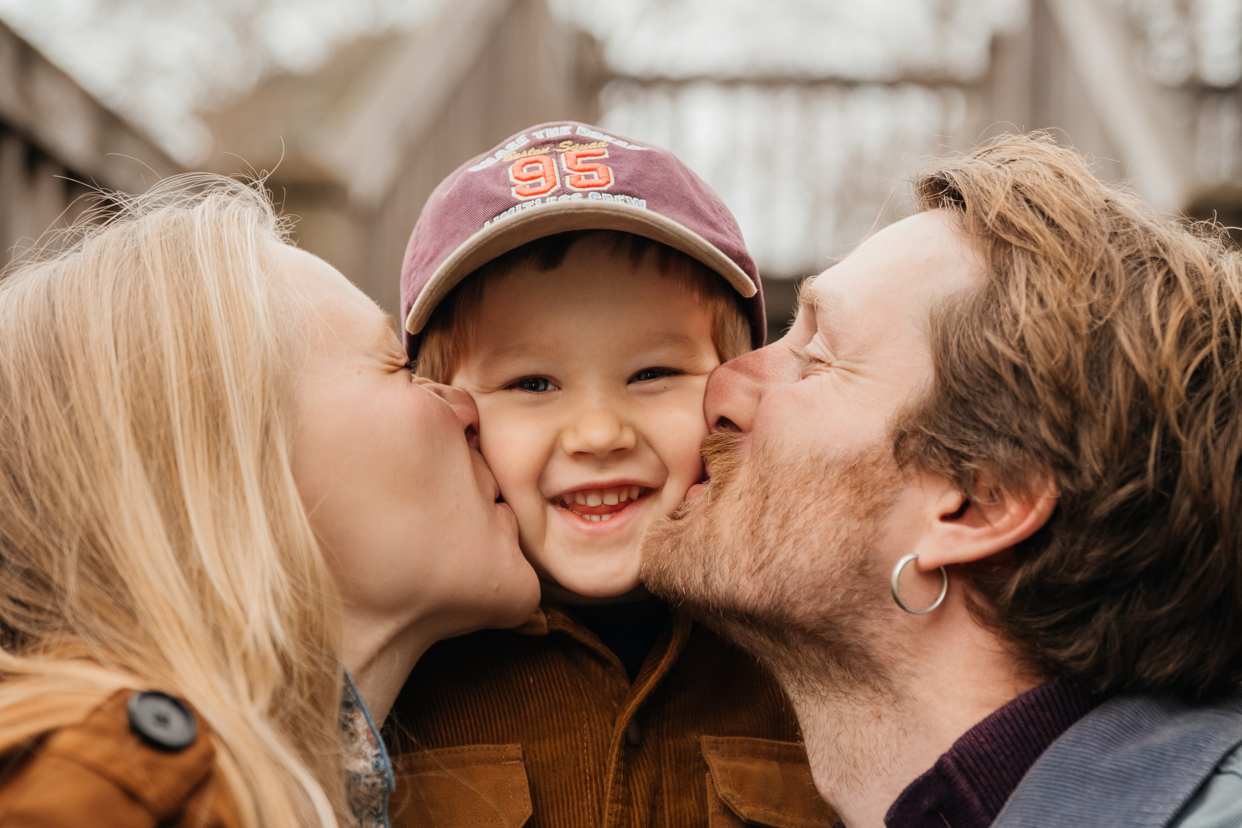 Séance famille en exterieur. Photographe des familles et enfants à Nantes et alentours