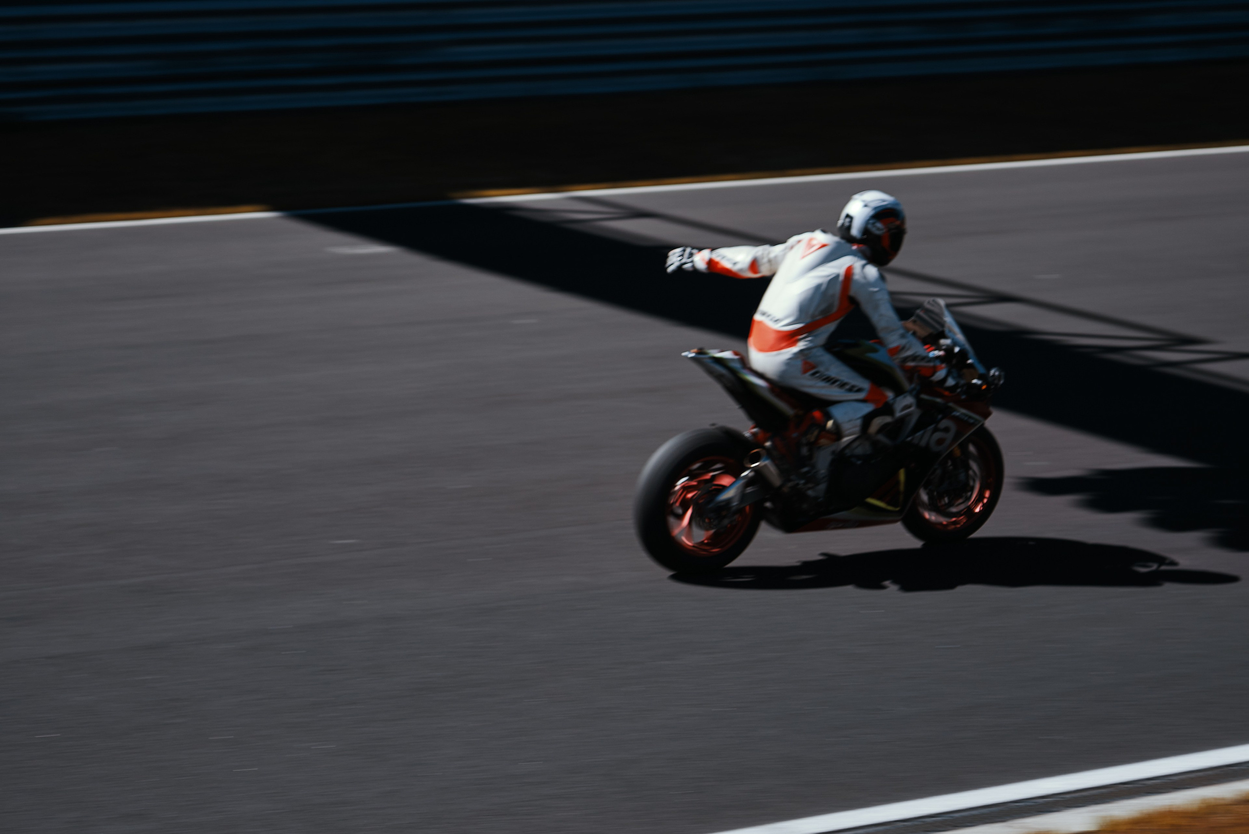 Дмитрий Зарецкий. Антон Вельт, арт-директор, фотограф