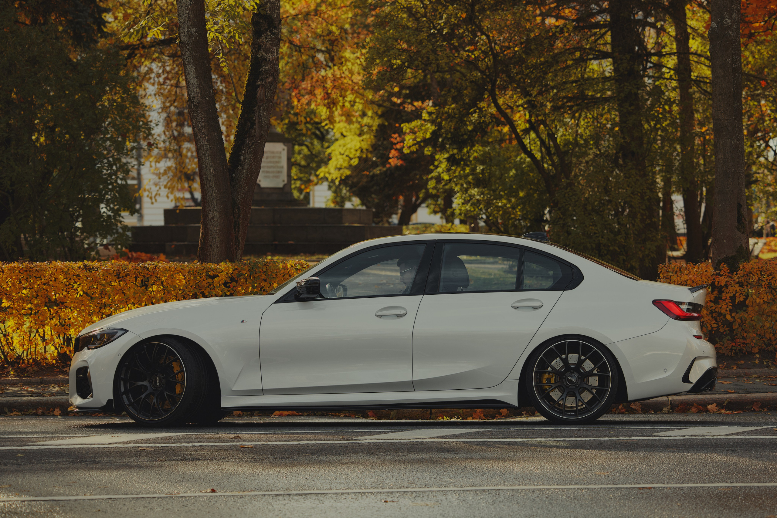 BMW 3 sedan. Портретный и автомобильный фотограф в Санкт-Петербурге Евгений Черепанов
