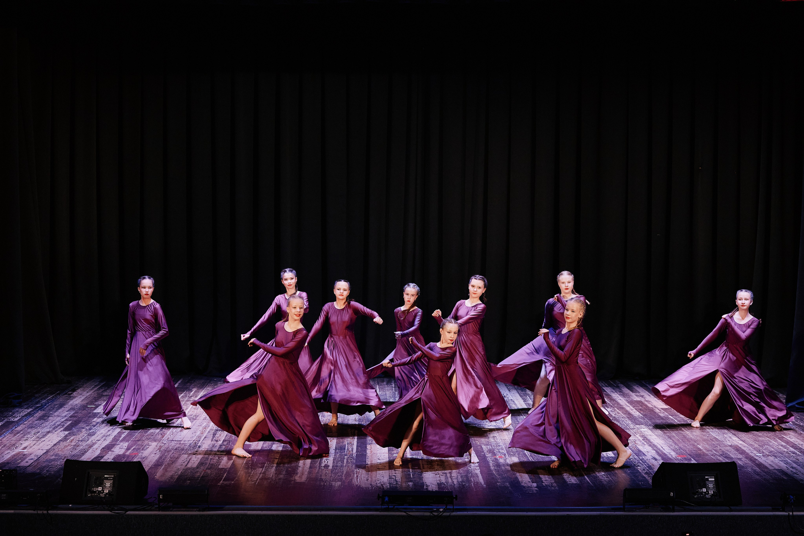 Концерт танцевальной студии Фиеста 08.06. Свадебный репортажный фотограф краснодар максим дремов дрёмов фотосессия студия цена