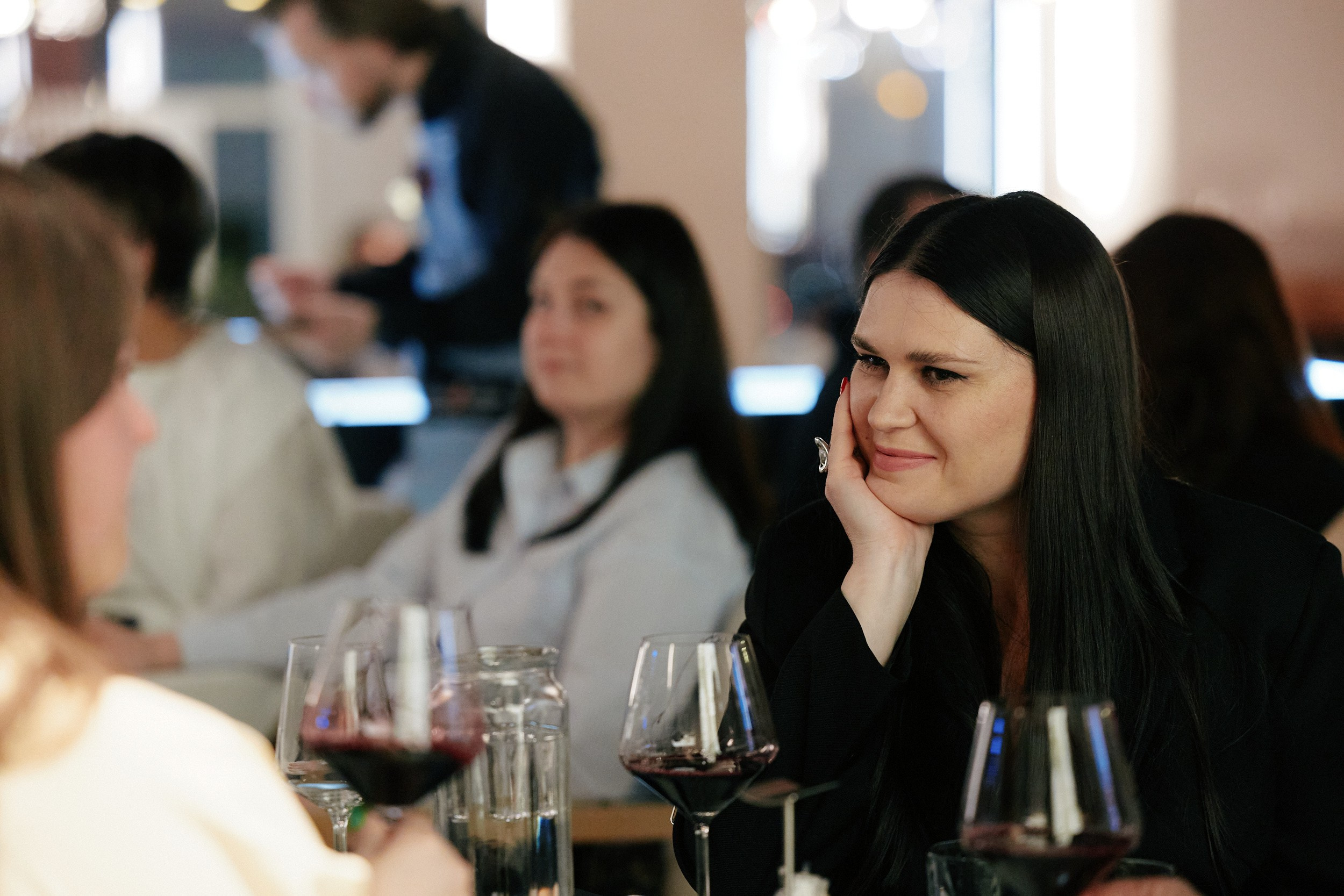 Винный вечер в Мясо&Рыба Marriott 24.04. Свадебный репортажный фотограф краснодар максим дремов дрёмов фотосессия студия цена