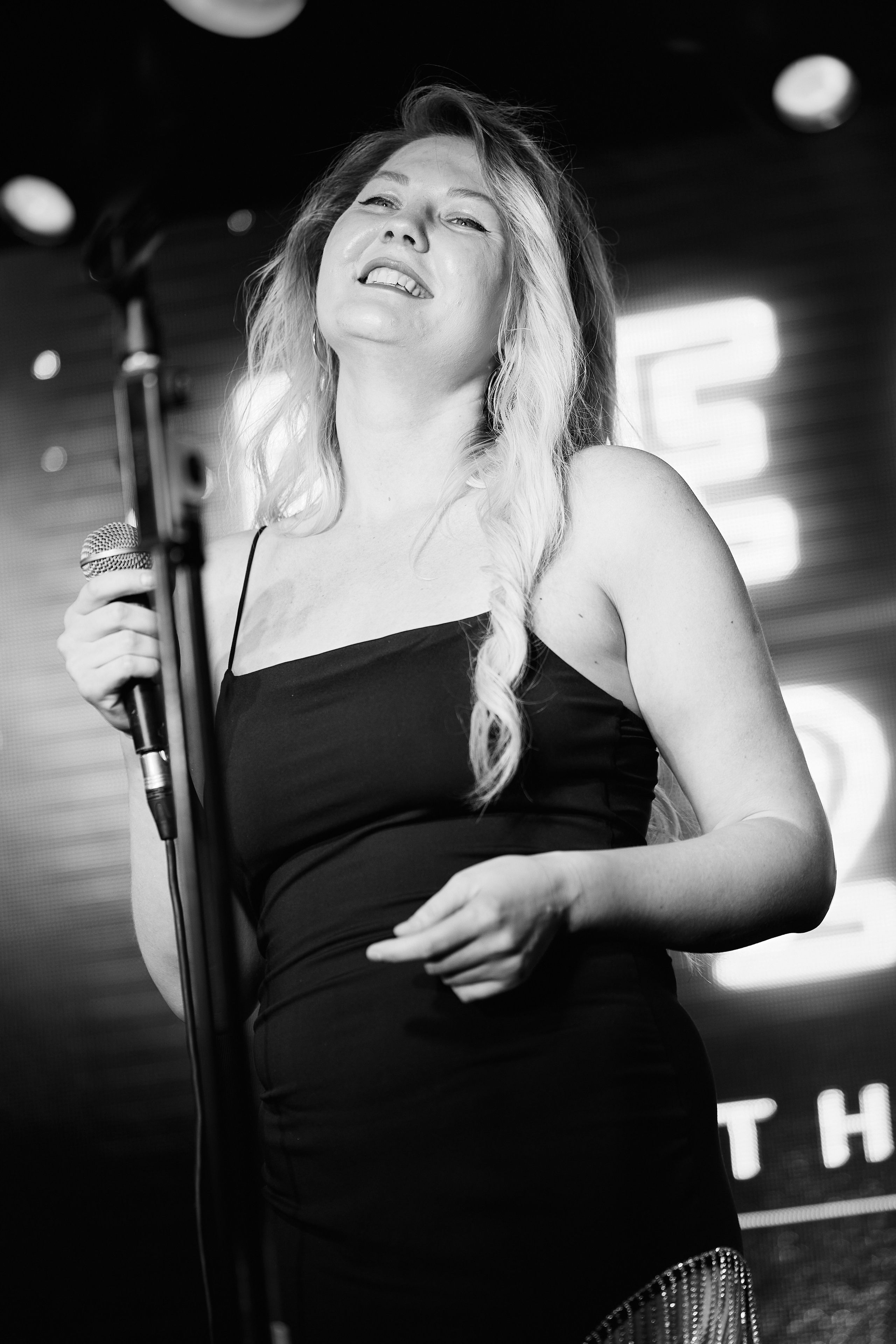 Концерт в Rock Bar 29.03. Свадебный репортажный фотограф краснодар максим дремов дрёмов фотосессия студия цена