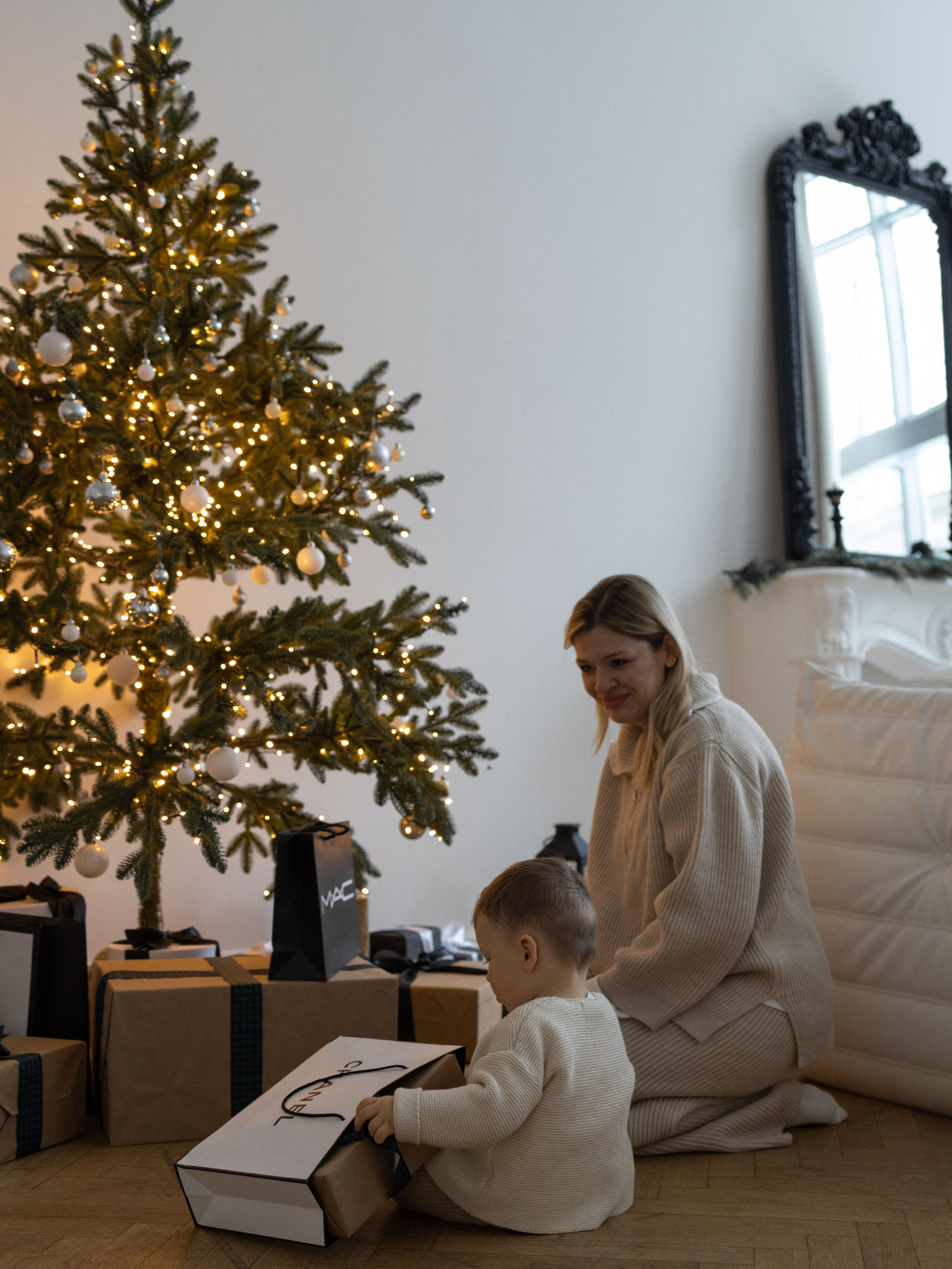 Новый год. Максим, Даша и Мирон. Фотограф Дарья Соколовская