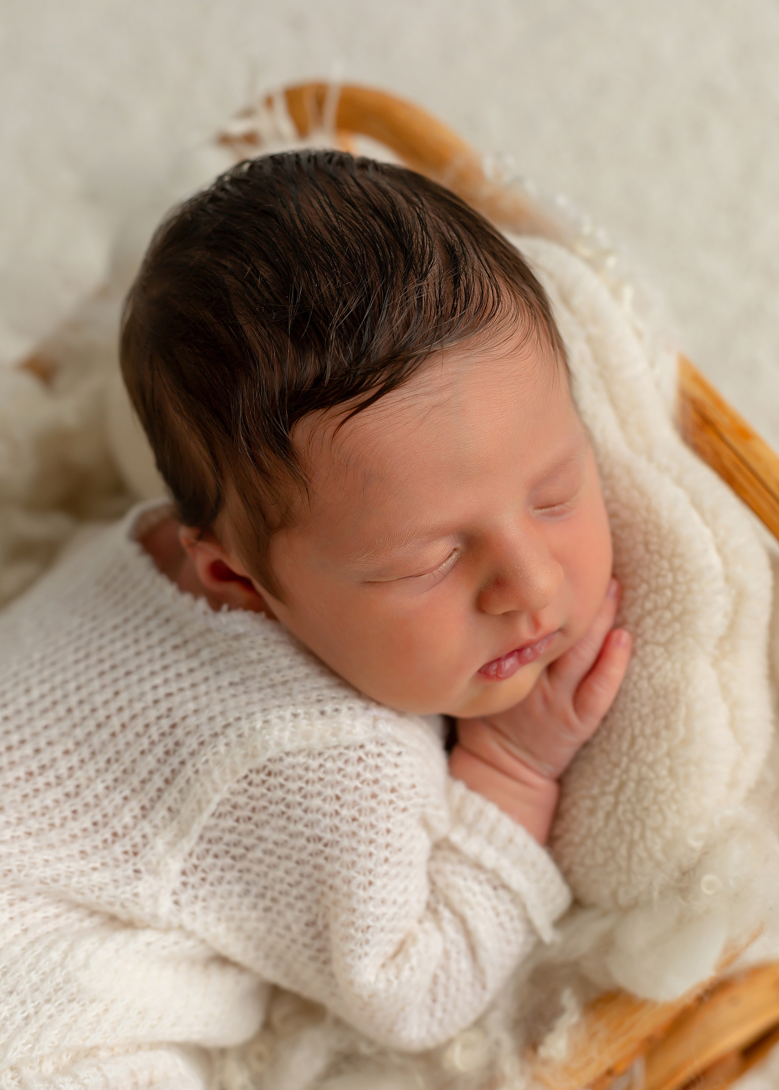 Новорожденные до 28 дней. Фотограф новорожденных в Тюмени