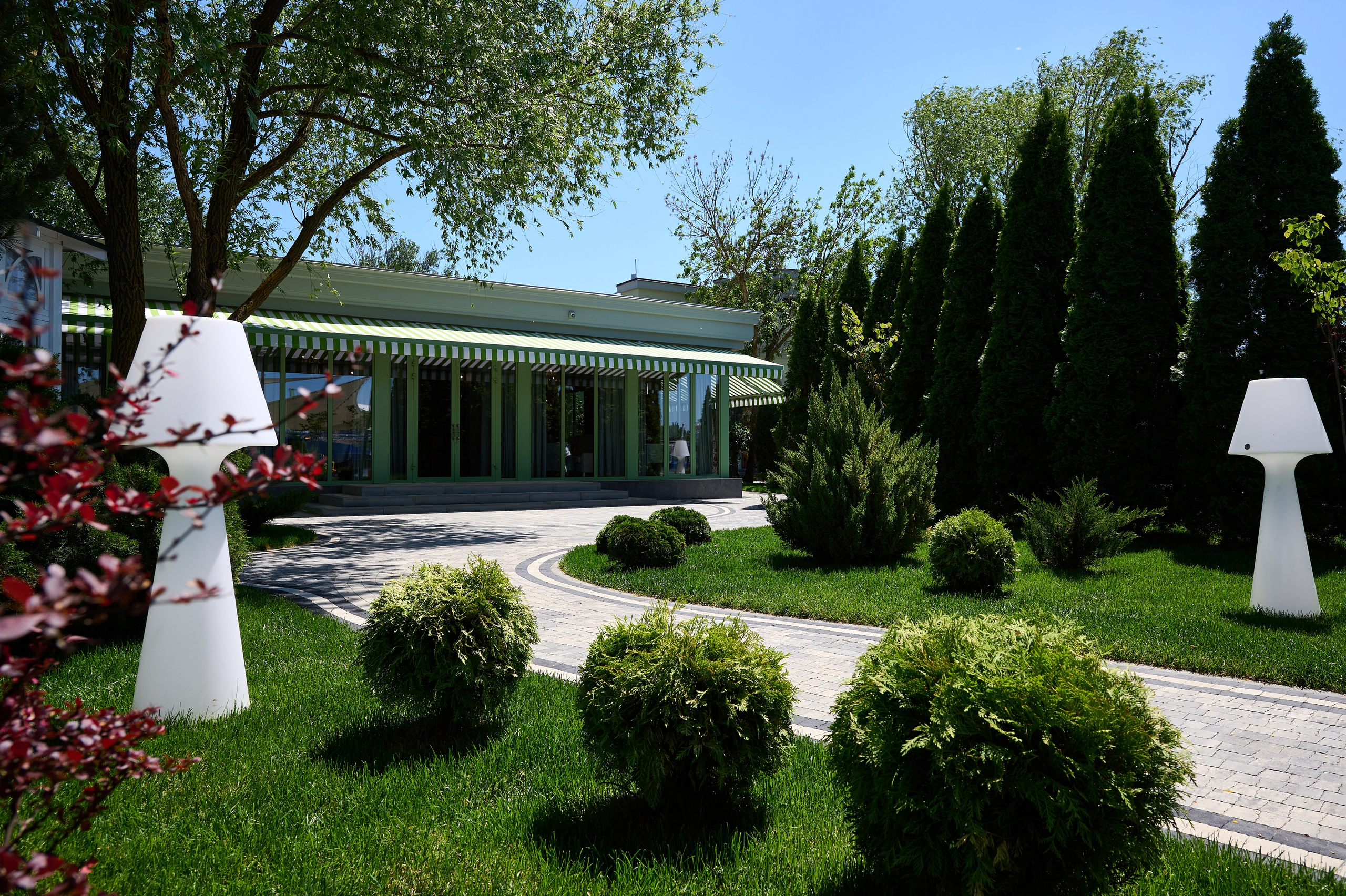 Ландшафтная съемка территории ресторана в Ростове-на-Дону 