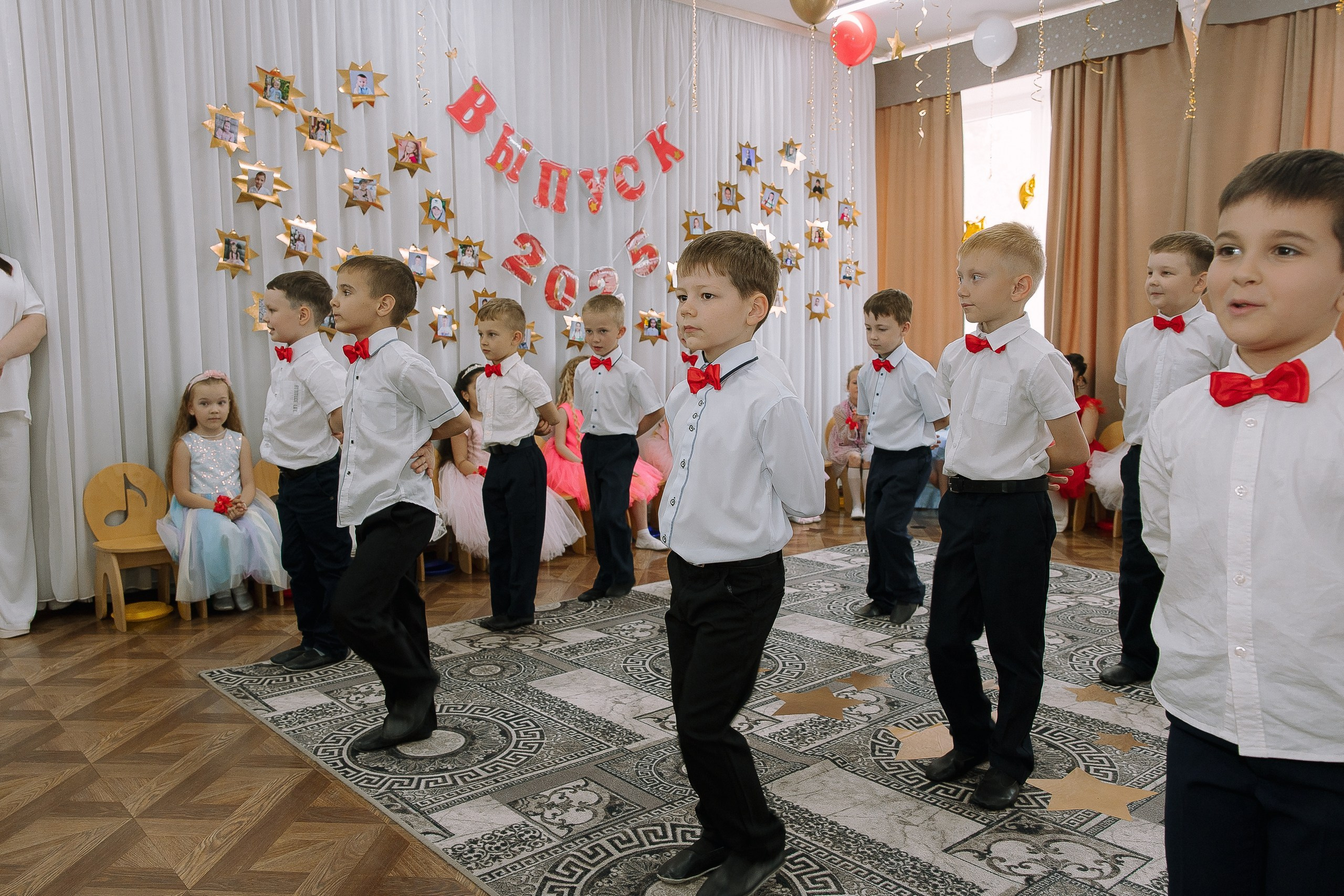 Выпускной в ДС 26. Выпускные альбомы Натальи Бутко: Новороссийск, Анапа, Геленджик