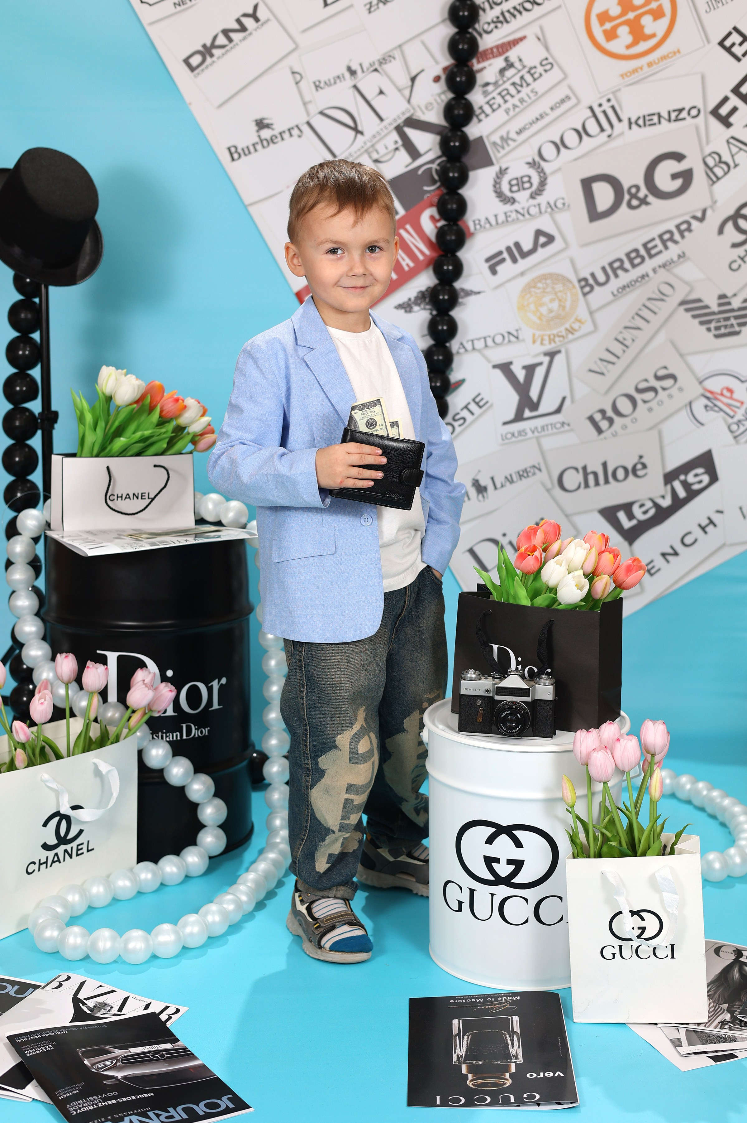 На стиле ФЭШН. Выпускные альбомы в Иваново в детский сад и школу. Александр и Светлана Янкины