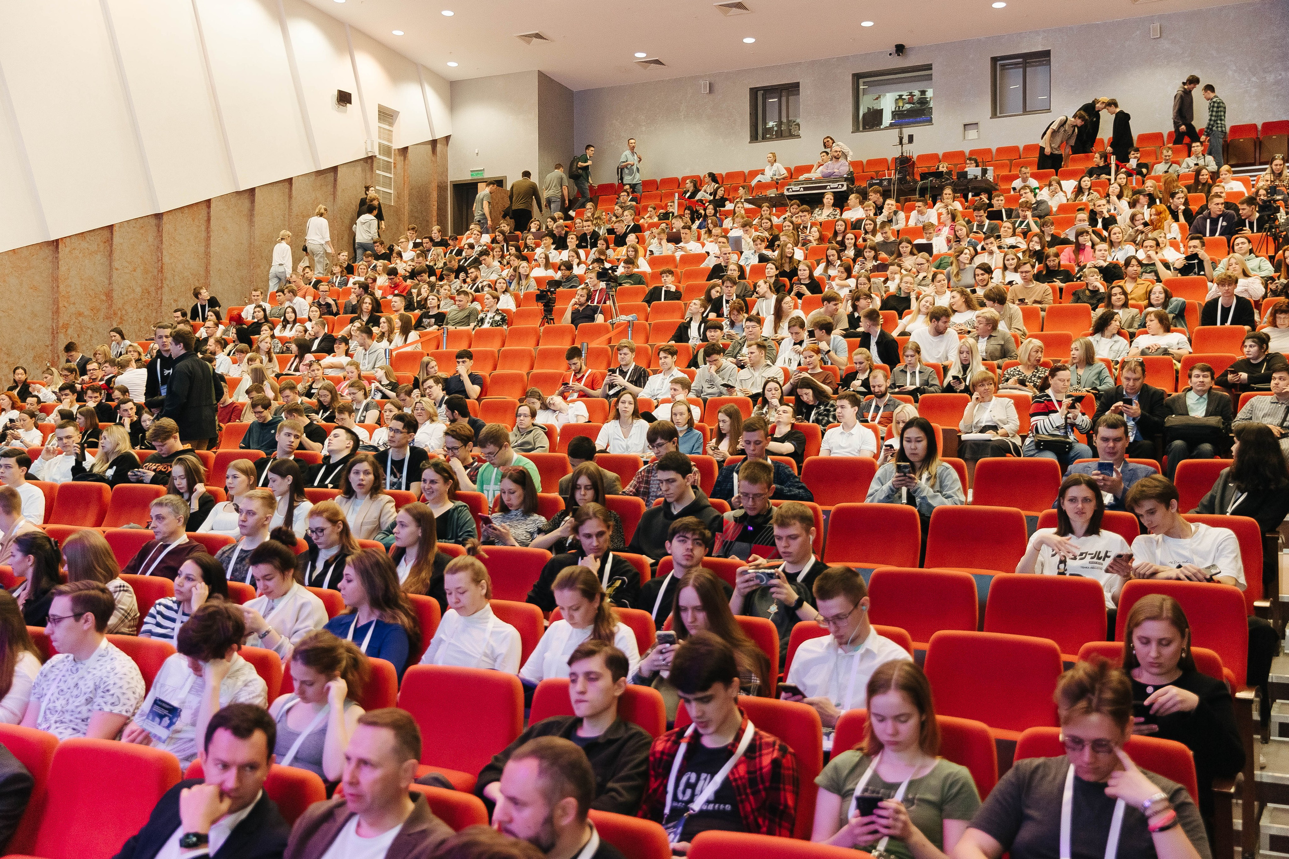 Сбер лекция по ИИ. Фотограф в Красноярске Любовь Малеева