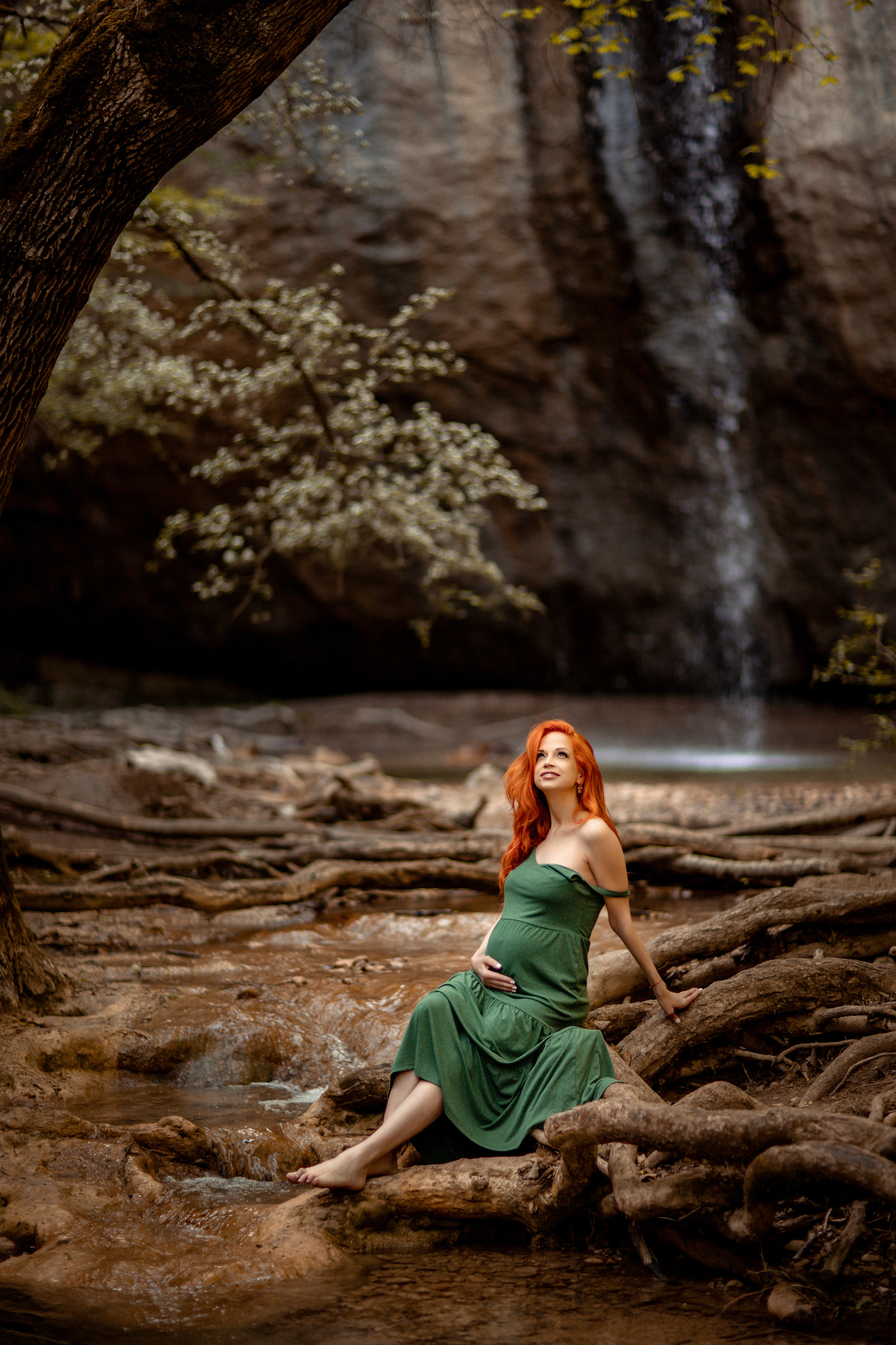 Водопад, Крым. Свадебный и семейный фотограф. Фототуры по всему миру