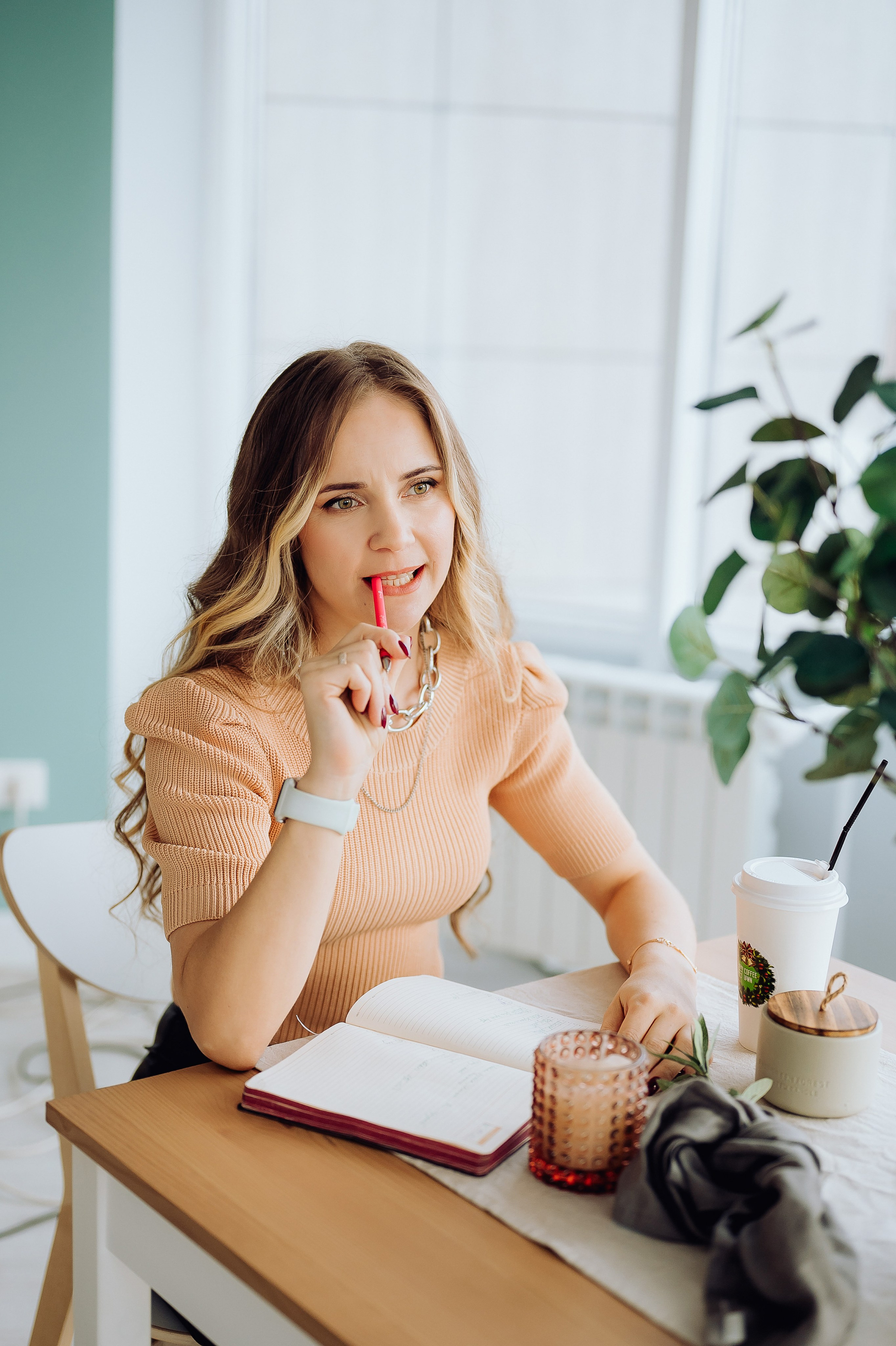 Контен-съемка для нумеролога. Свадебный и семейный фотограф в Красноярске Анна Туз