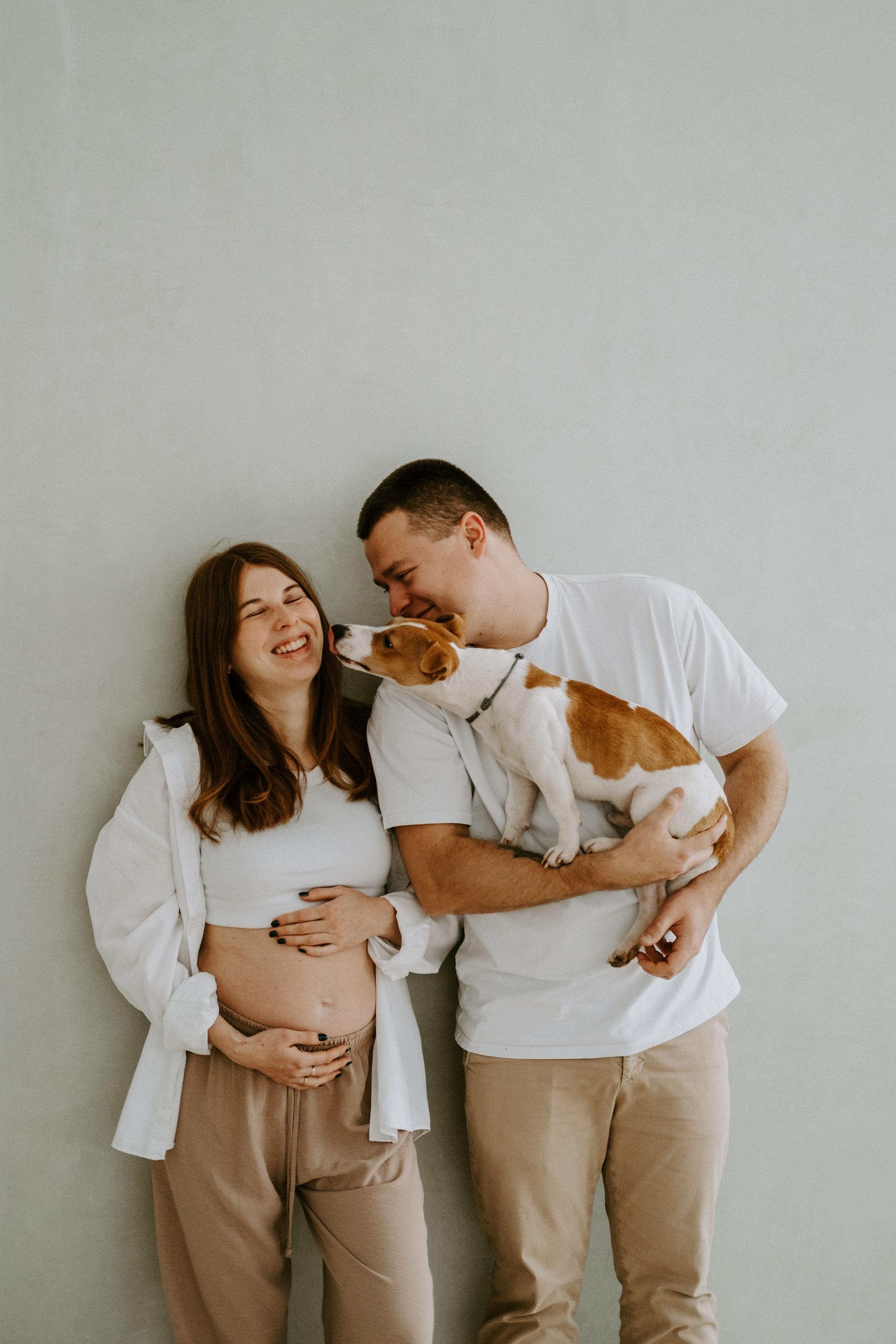 Фотосессия беременности в студии. Семейный фотограф в Москве Кристина Маркос