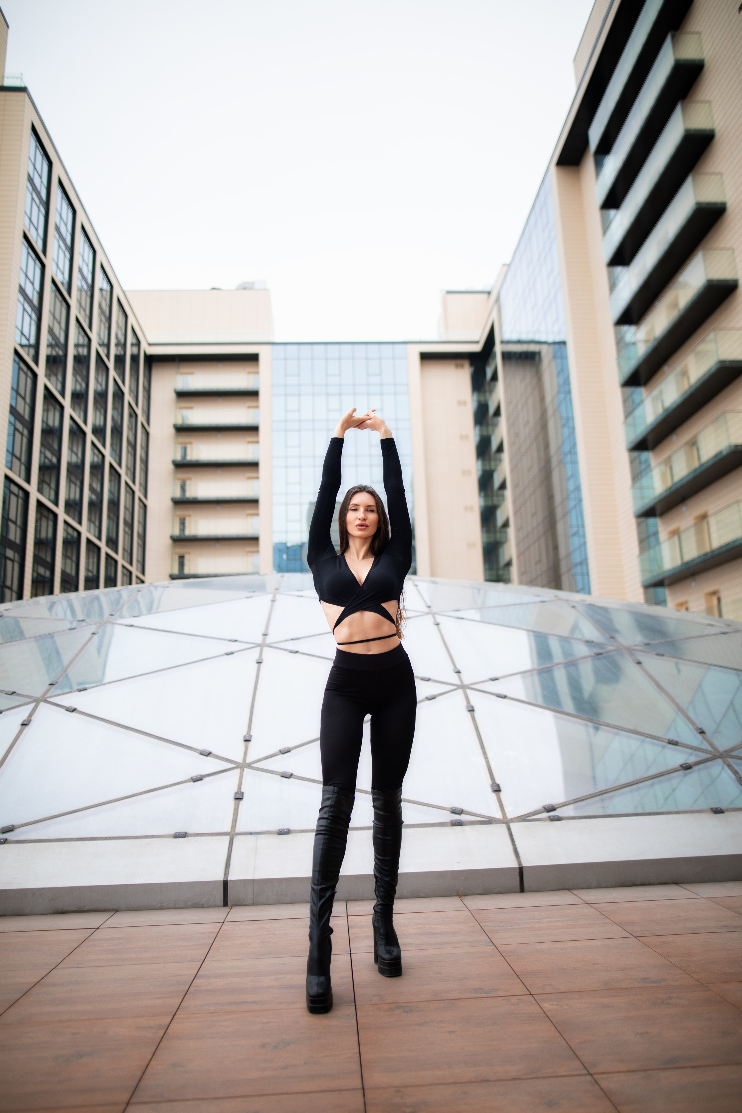 Фотосет с Викторией на крыше бизнес-центра в формате для «себя»