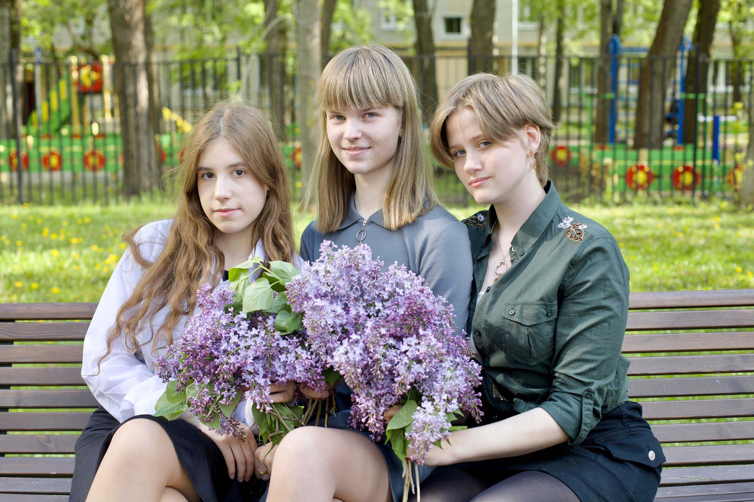 Групповые фото 9 и 11 класс