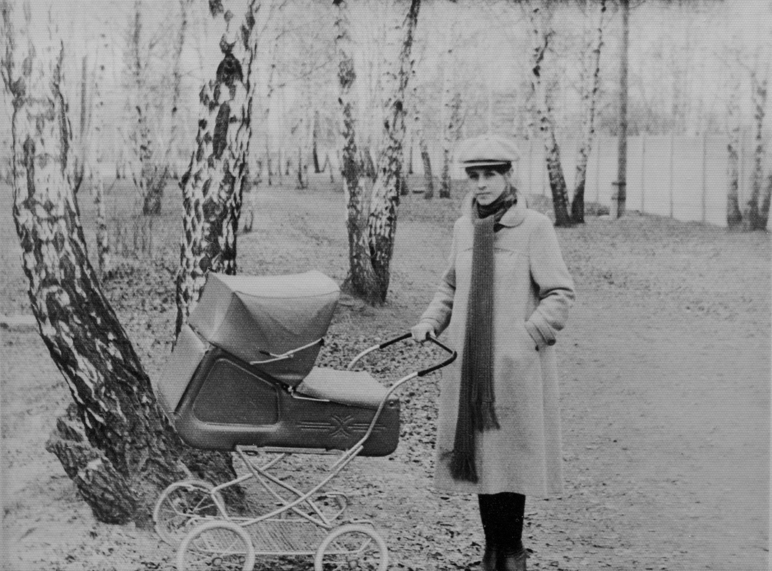 Личные фото. Школьные выпускные альбомы в Москве Марина Николаева