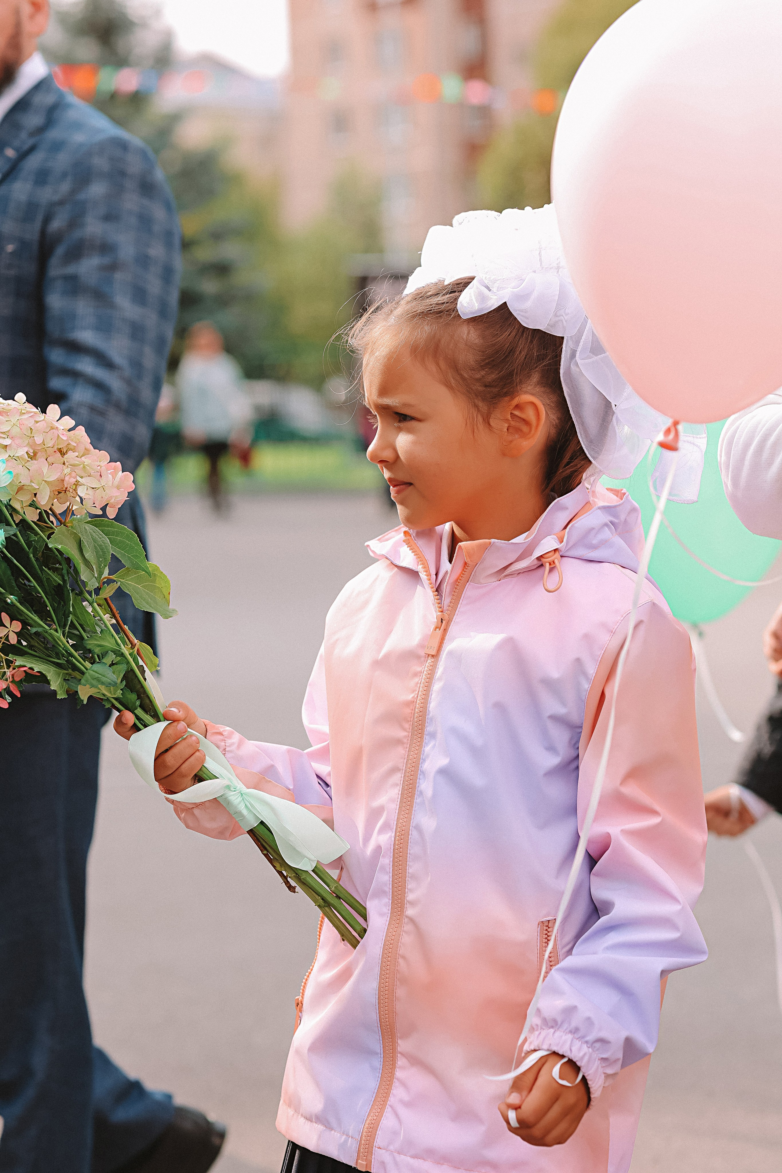 1 сентября линейка+кл час+портреты. Семейный фотограф Тюмень, фотограф на роды Салмина Мария