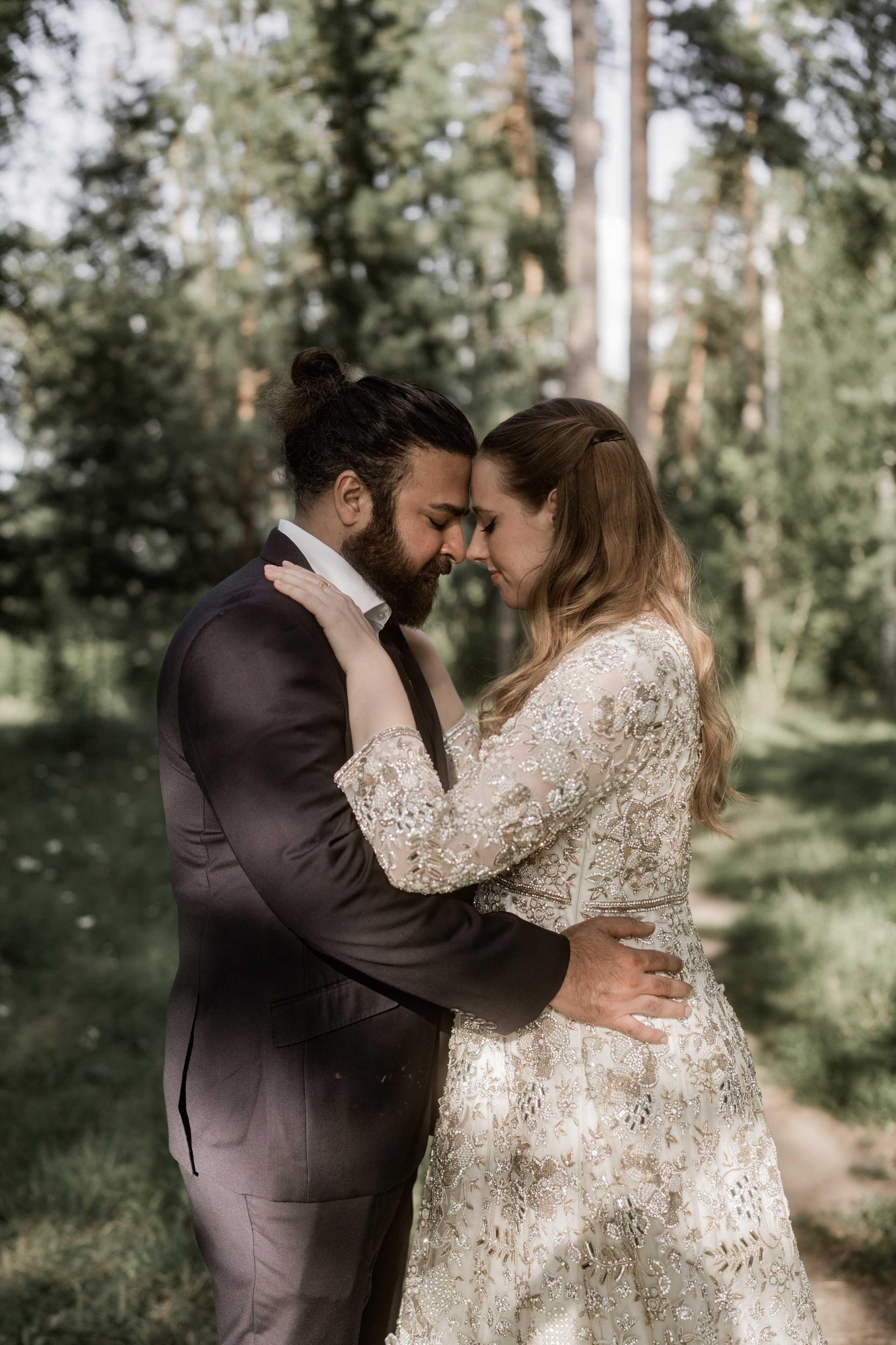 Свадьба Умар и Мила. Прогулка. Свадебный и индивидуальный фотограф Аля Мамакова