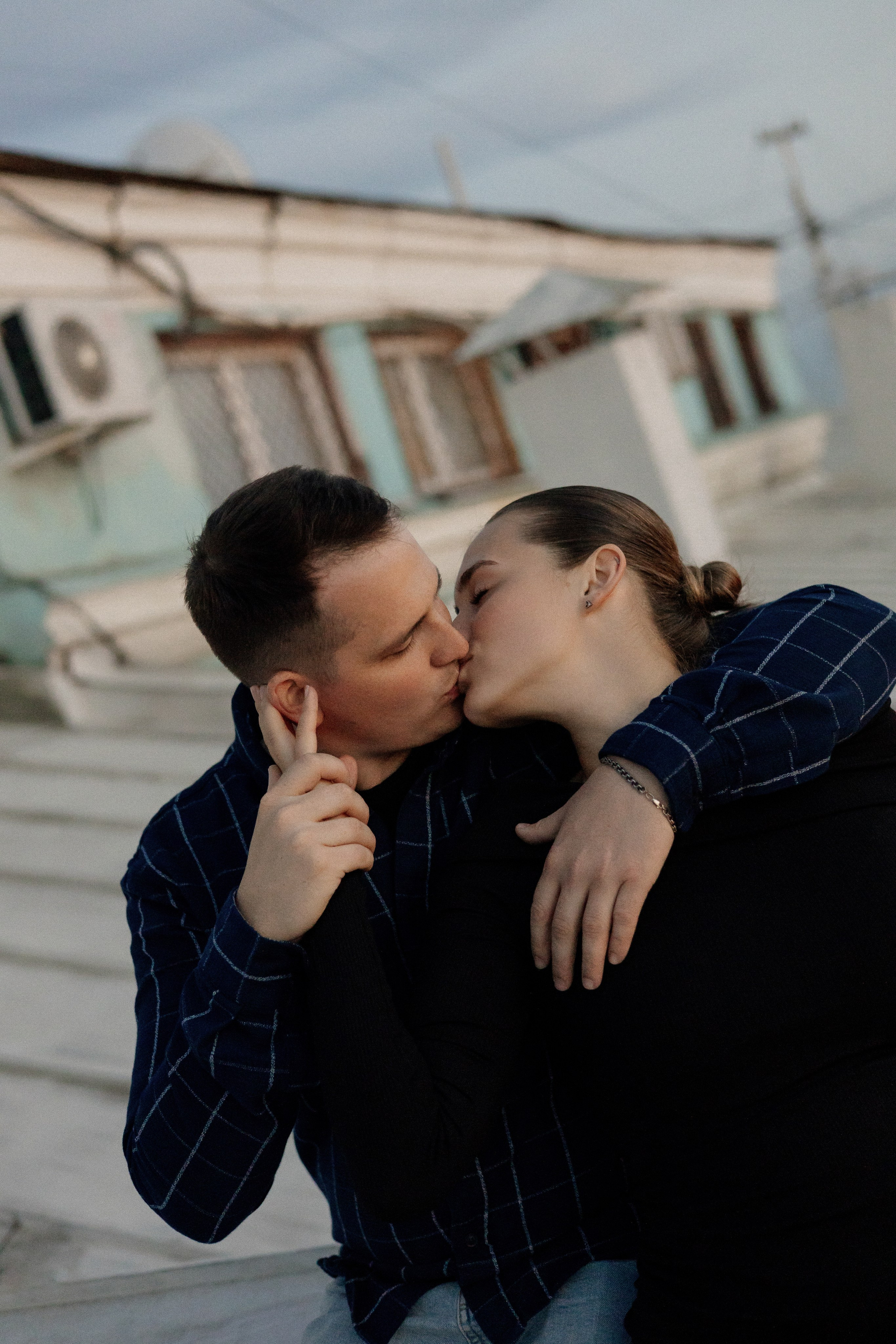 Романтика питерских крыш. Свадебный фотограф в Санкт-Петербурге Ксения Кобышева