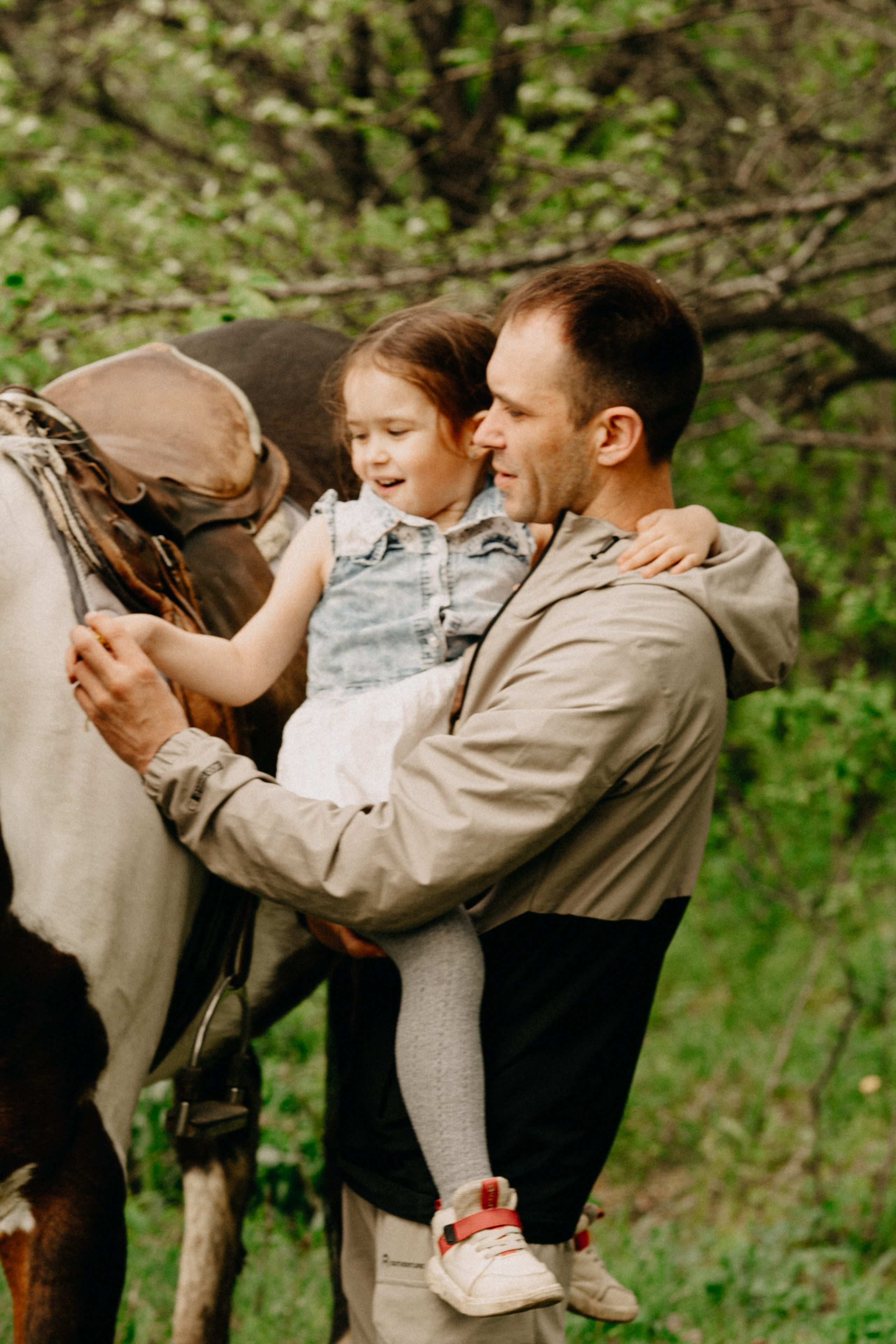 С лошадьми. Главная