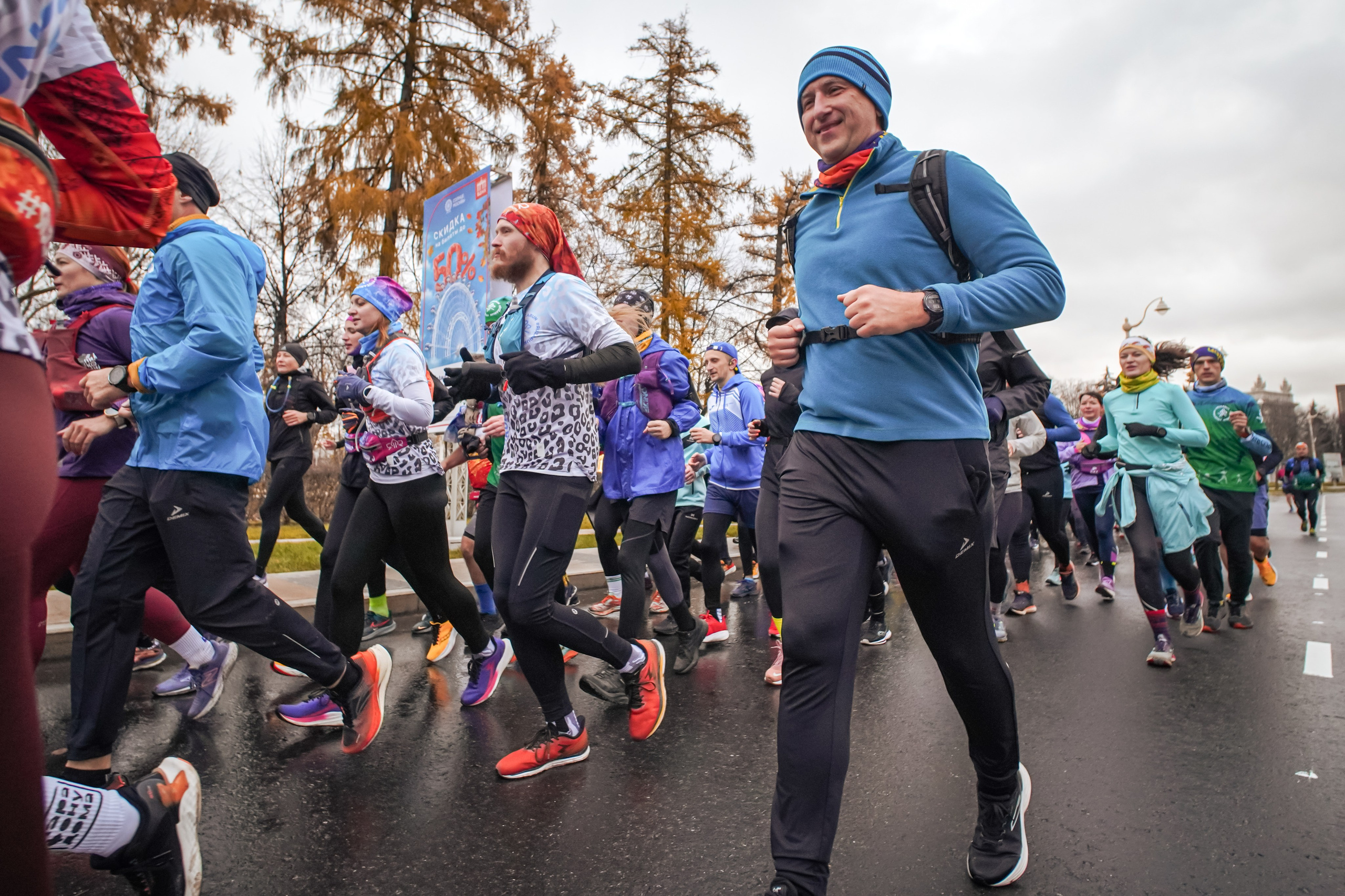 #марафонудома #яuzarun 2024 2-я петля, группа 6:30. Роман Капилюшов. Бег. Фото. Видео. г. Люберцы