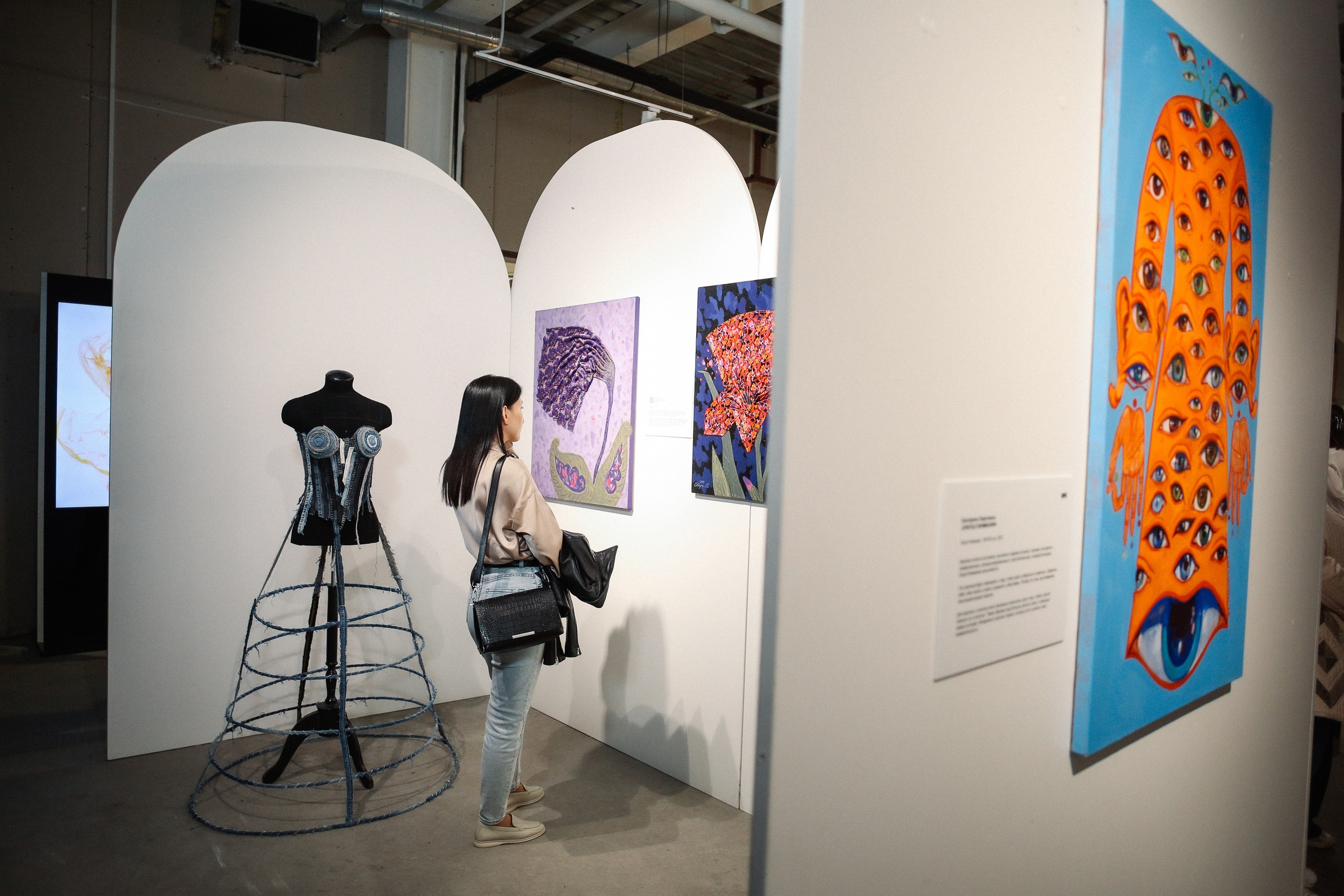 Открытие выставки в галерее. Портретный и репортажный фотограф. Мыльников Илья