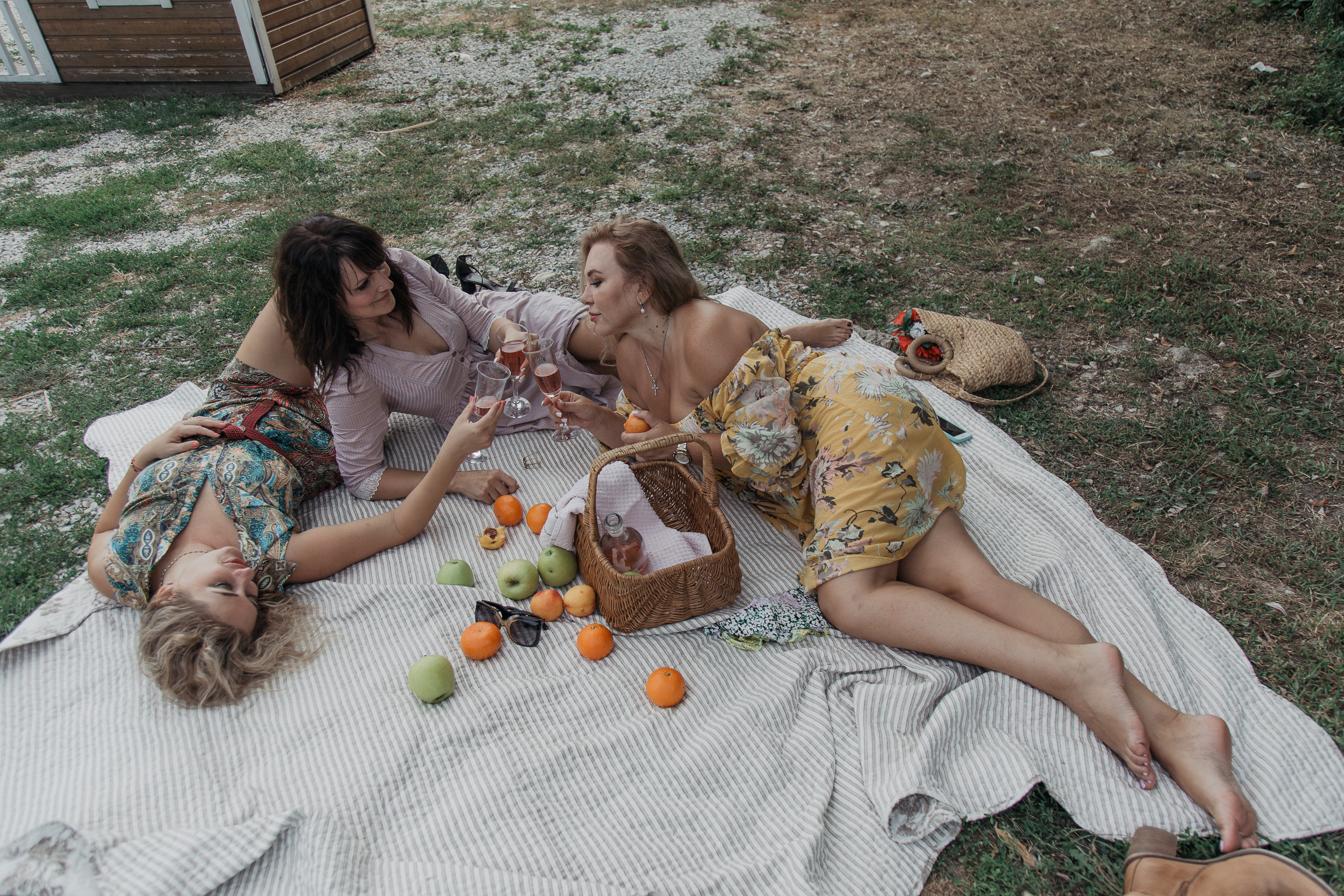 Пикник-фотосессия подруг