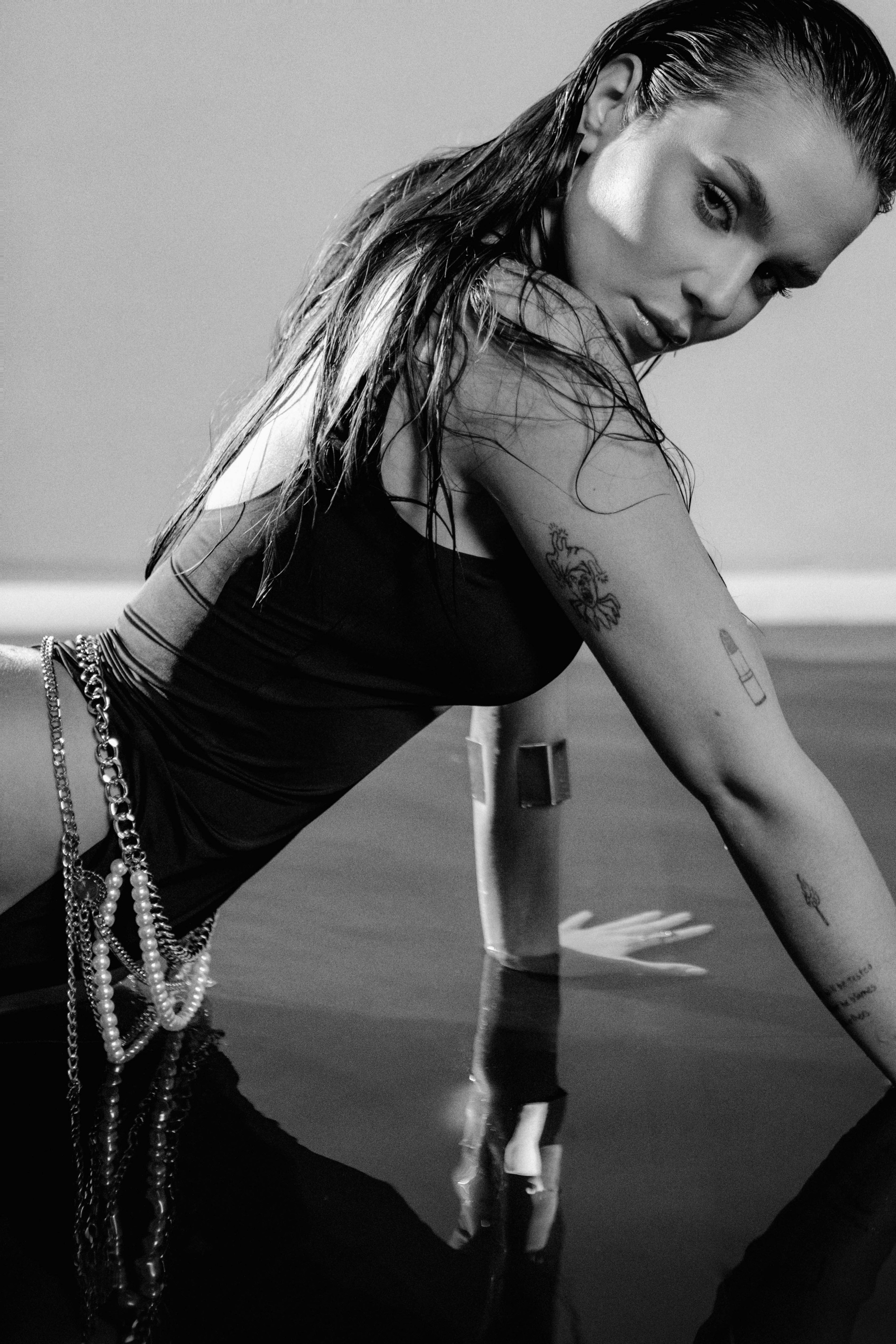 Карина. Фотосессия в бассейне. Фотограф в Москве Ольга Сатони