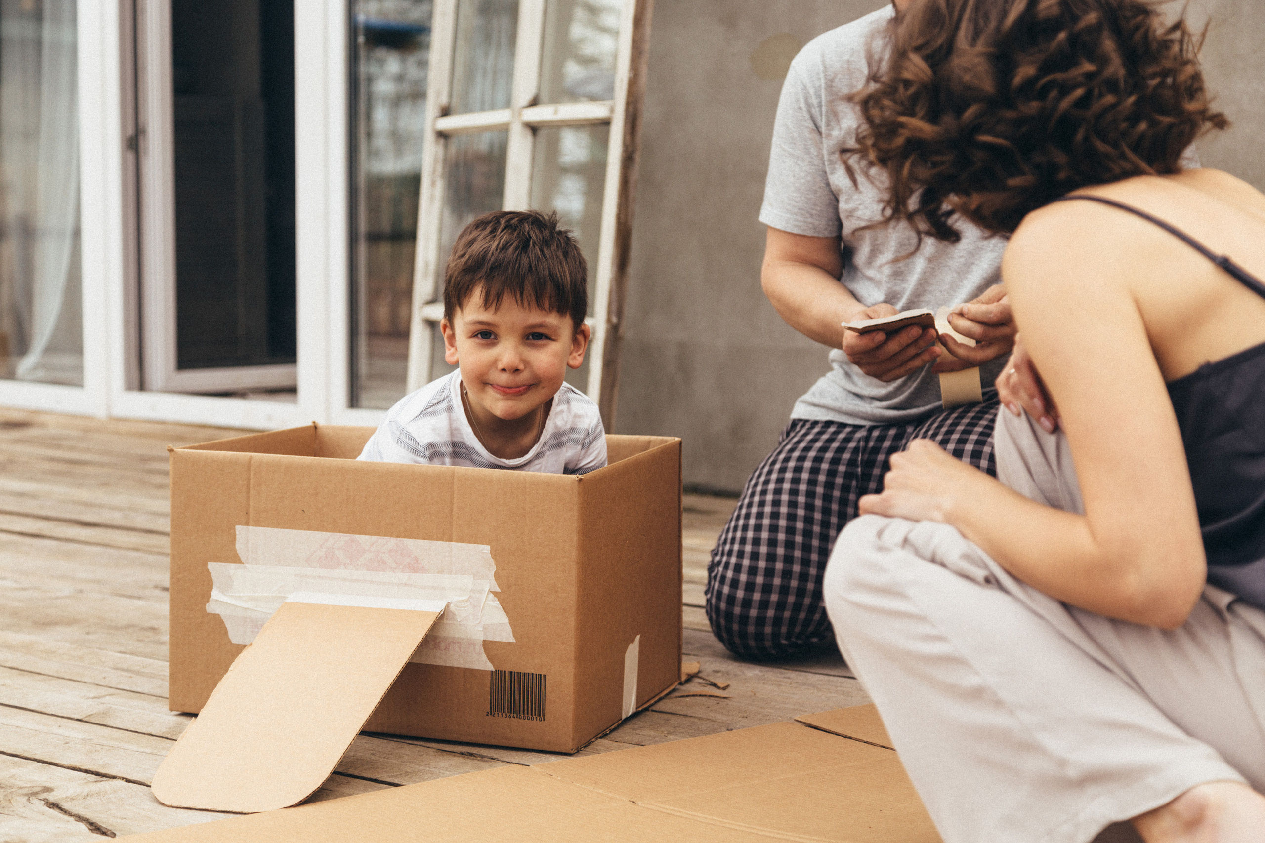 A family house in the woods. Irina Krokhaleva. Family & couple photographer in Yekaterinburg, Russia