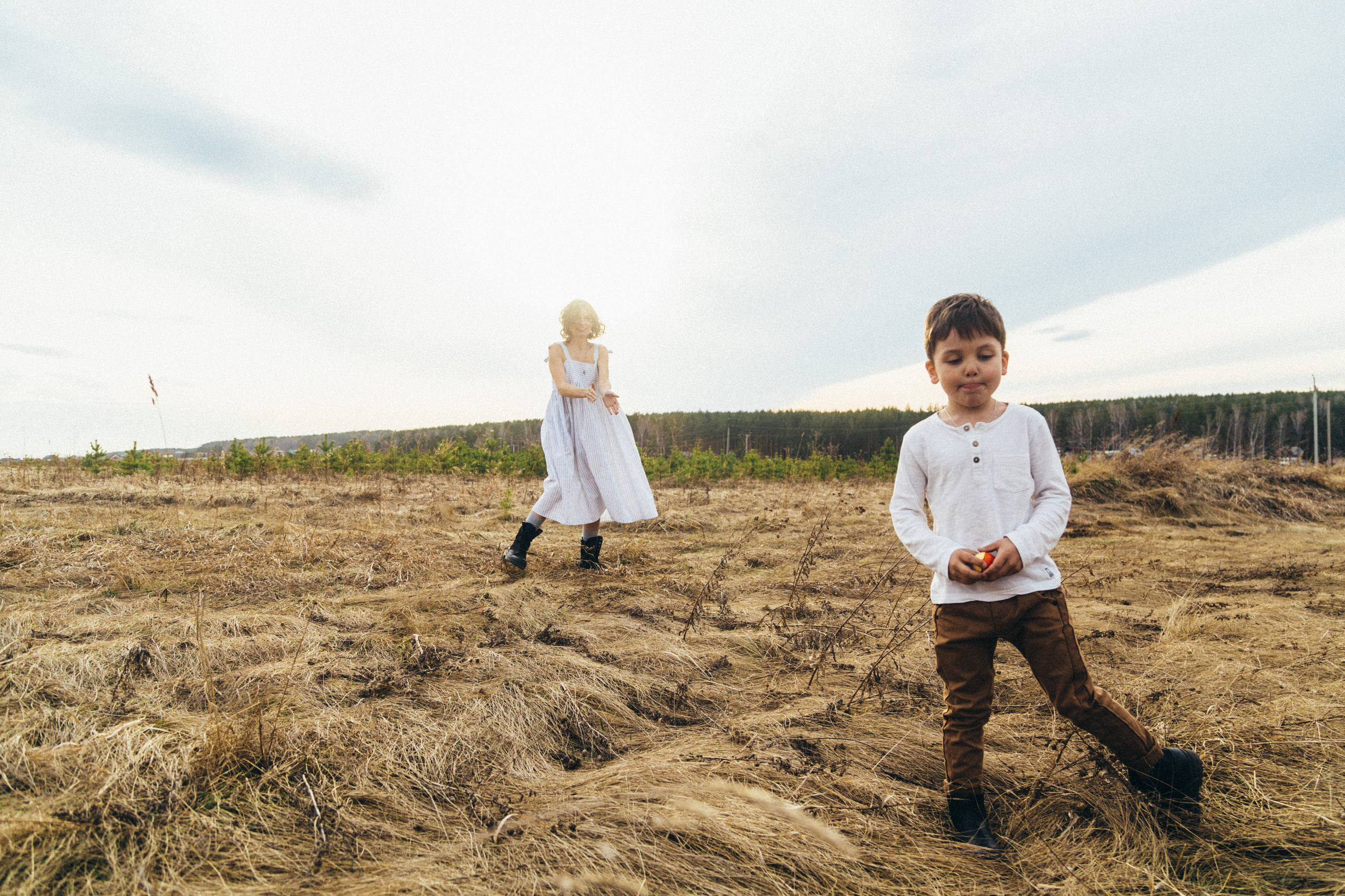 A family house in the woods. Irina Krokhaleva. Family & couple photographer in Yekaterinburg, Russia