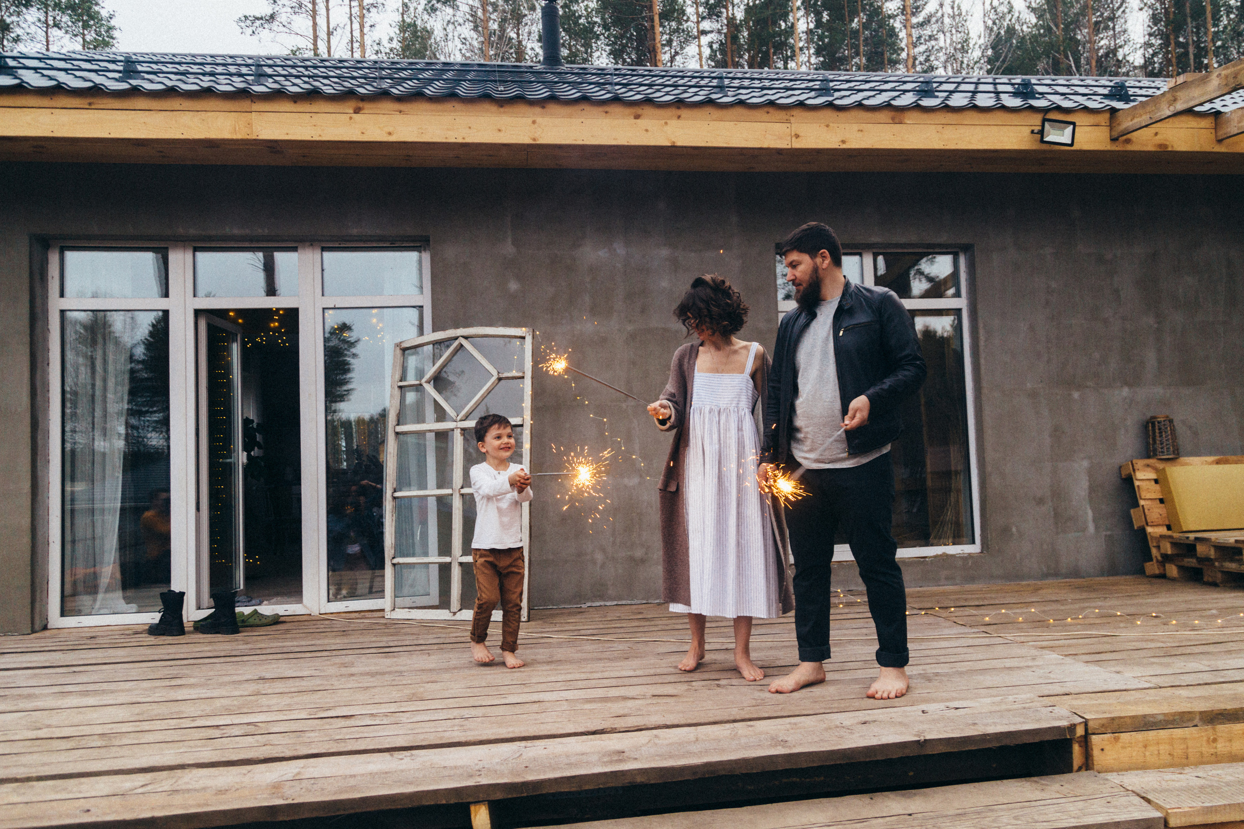 A family house in the woods. Irina Krokhaleva. Family & couple photographer in Yekaterinburg, Russia