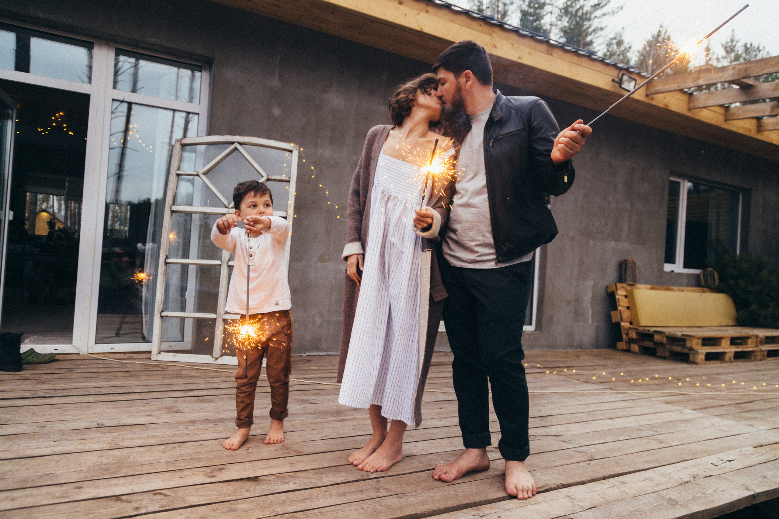 A family house in the woods. Irina Krokhaleva. Family & couple photographer in Yekaterinburg, Russia
