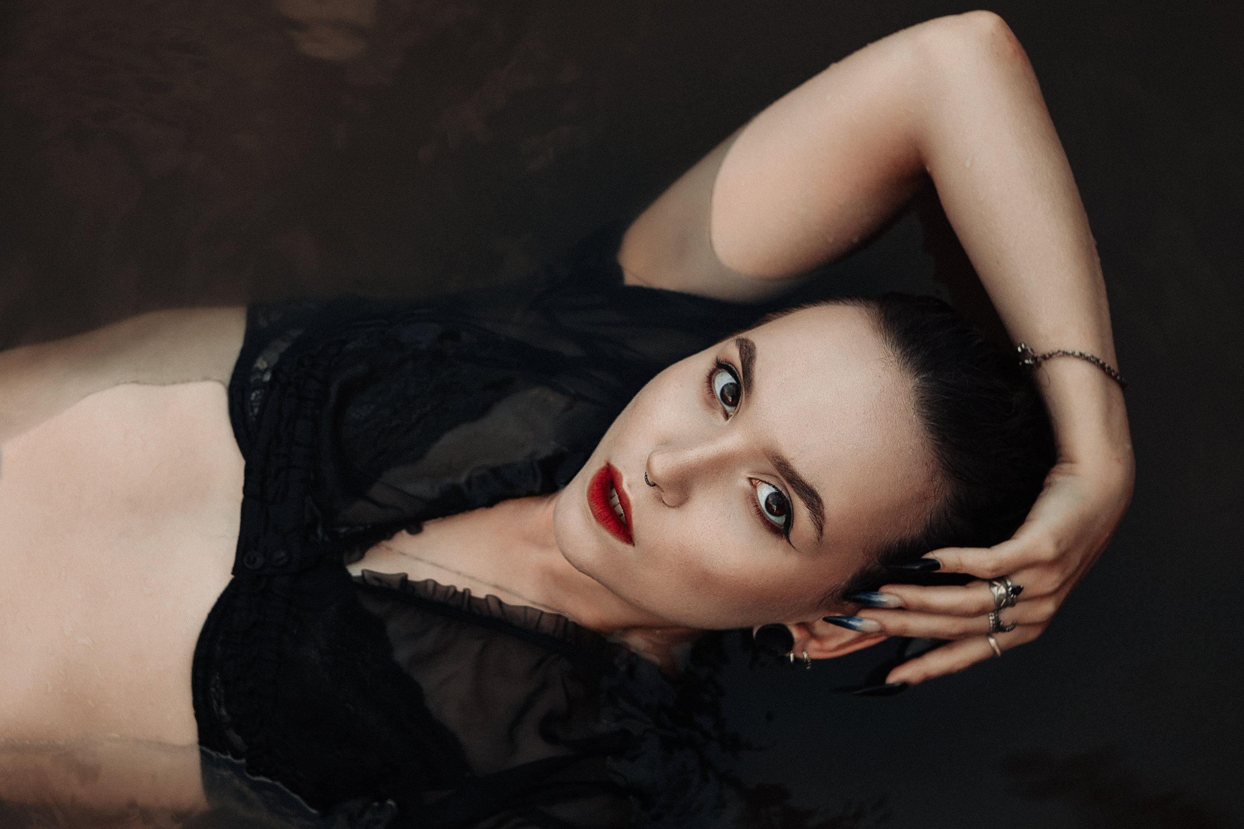 Лена — творческая фотосессия в водоёме. Фотограф Андрей Сокол — Санкт-Петербург/Москва