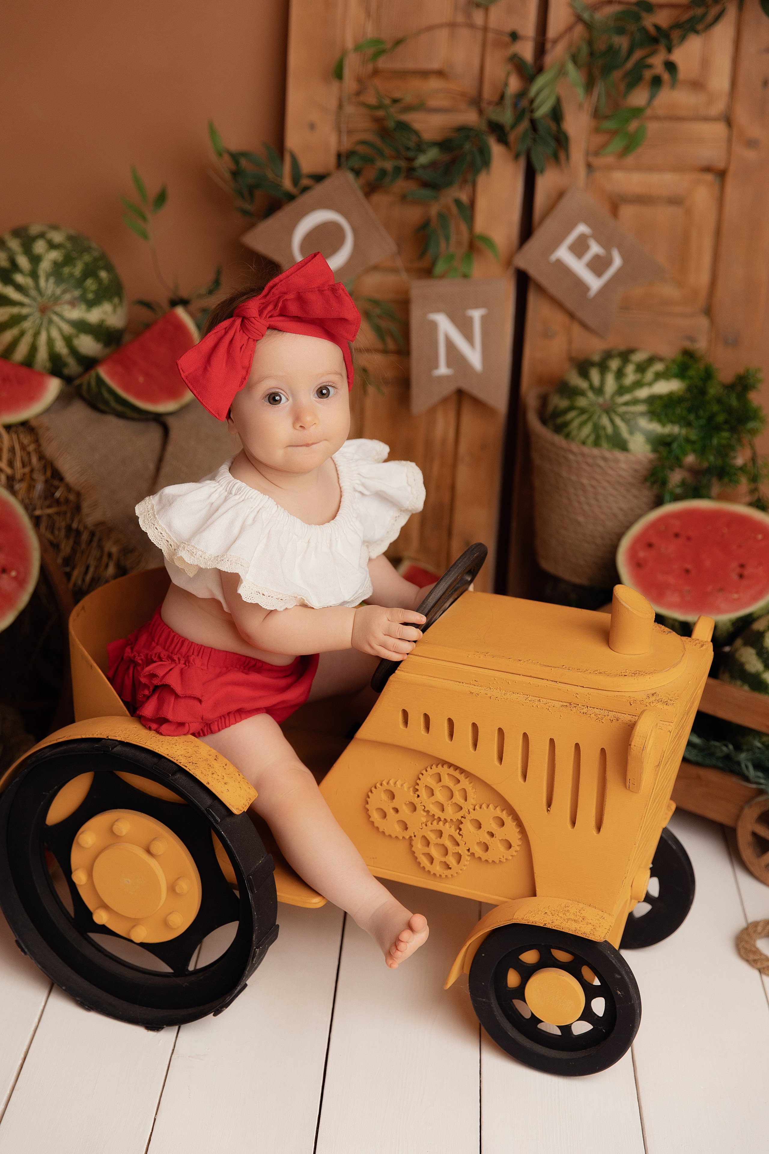 Арбузный фотодень. Фотограф новорожденных в майкопе