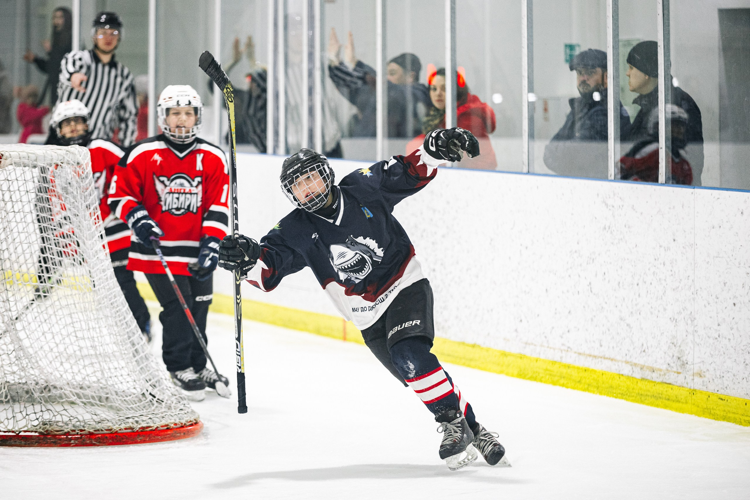 Первенство Тюмени по хоккею. MIG — студия спортивной фотографии Михаила Голянского