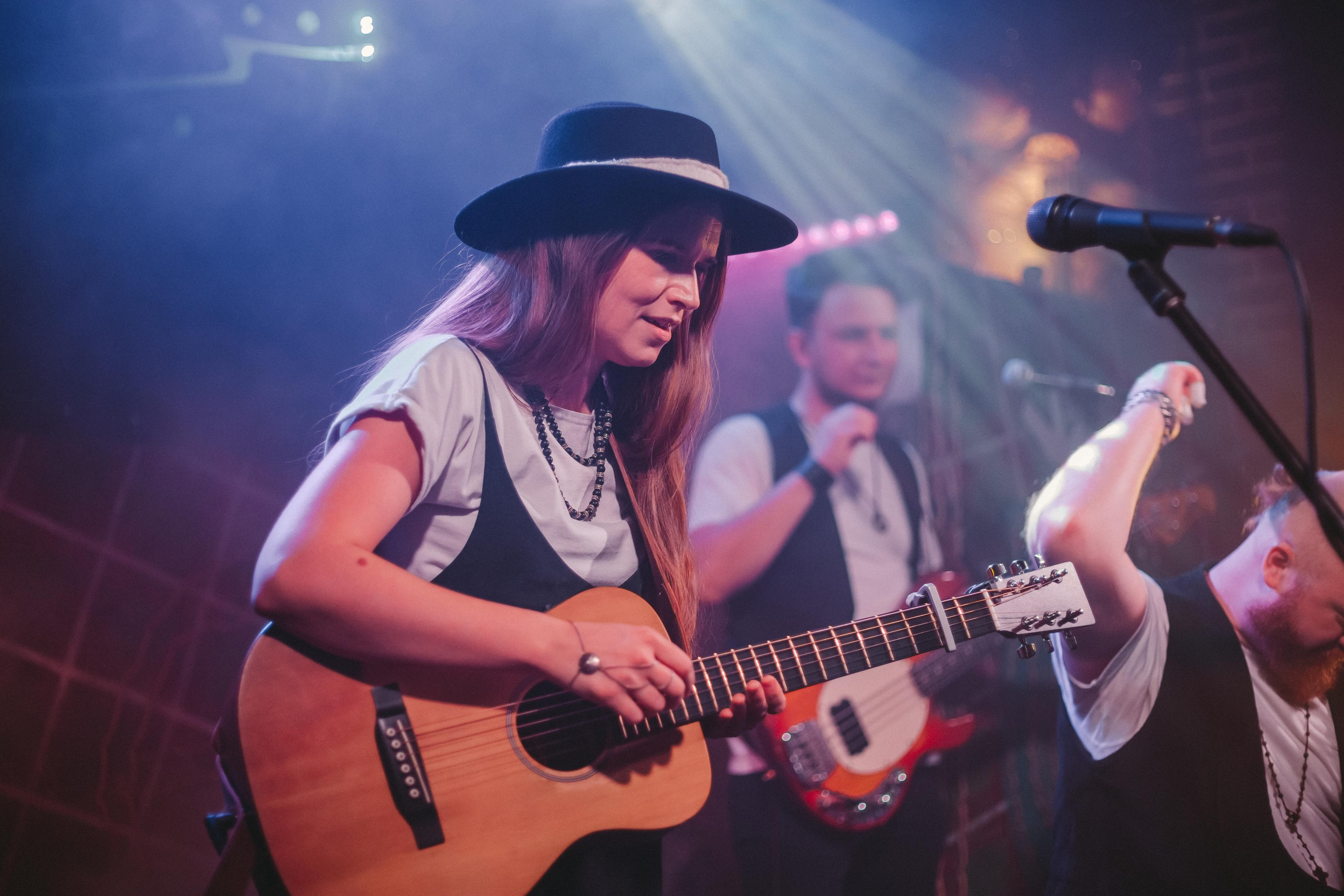 Группа Обними Кита, клуб Glastonberry, г. Москва, 31.01.21