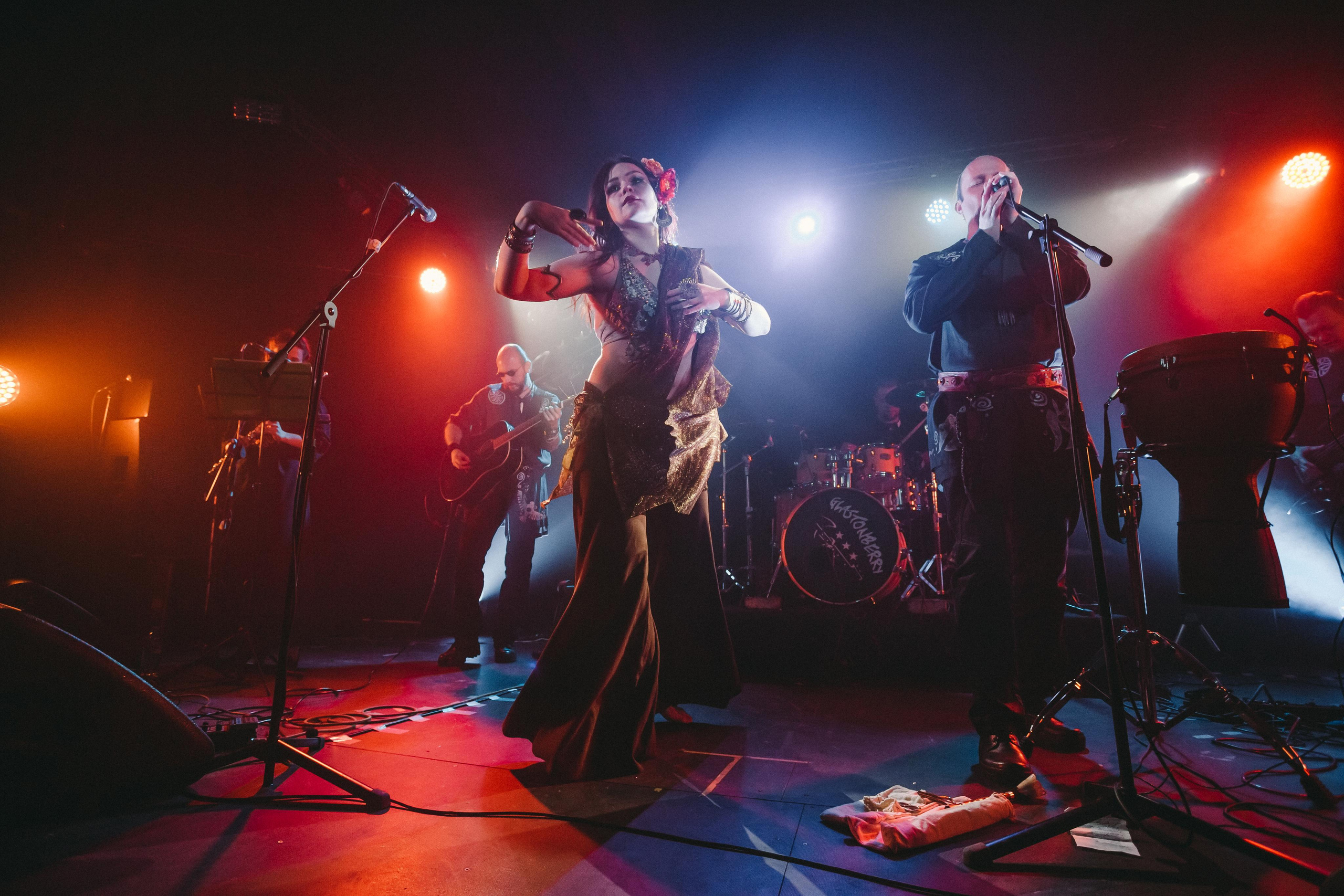 Группа Корни Озер, клуб Glastonberry, г. Москва, 30.01.21