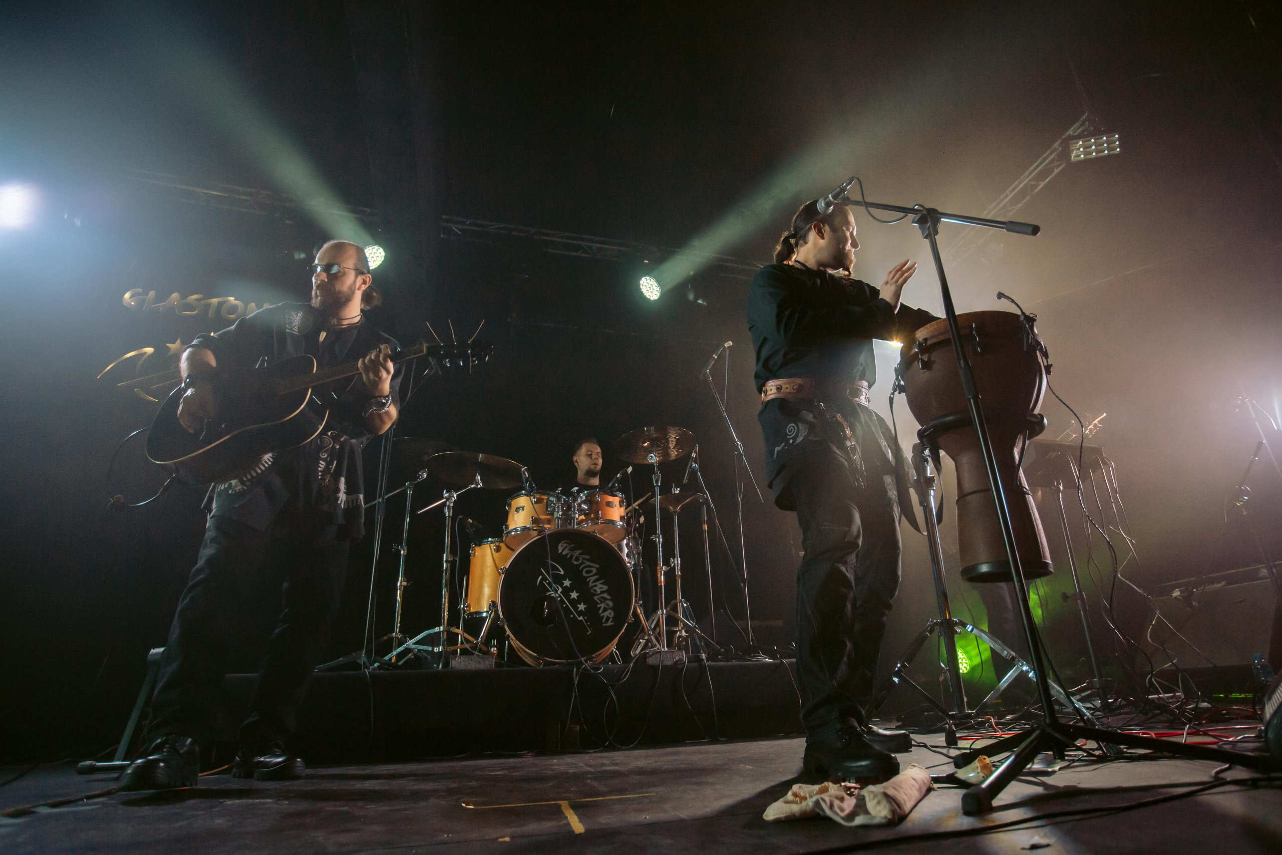 Группа Корни Озер, клуб Glastonberry, г. Москва, 30.01.21