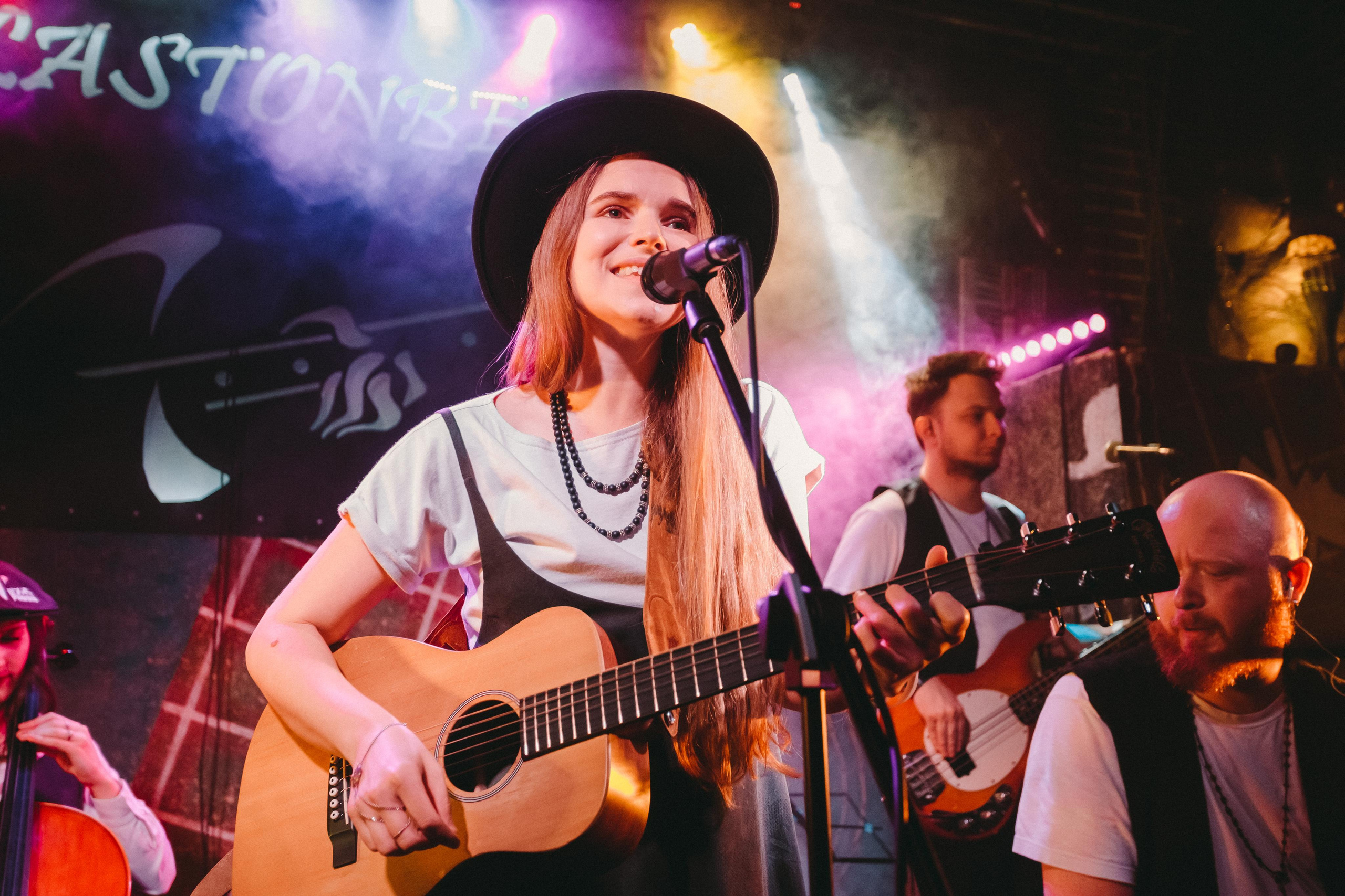 Группа Обними Кита, клуб Glastonberry, г. Москва, 31.01.21