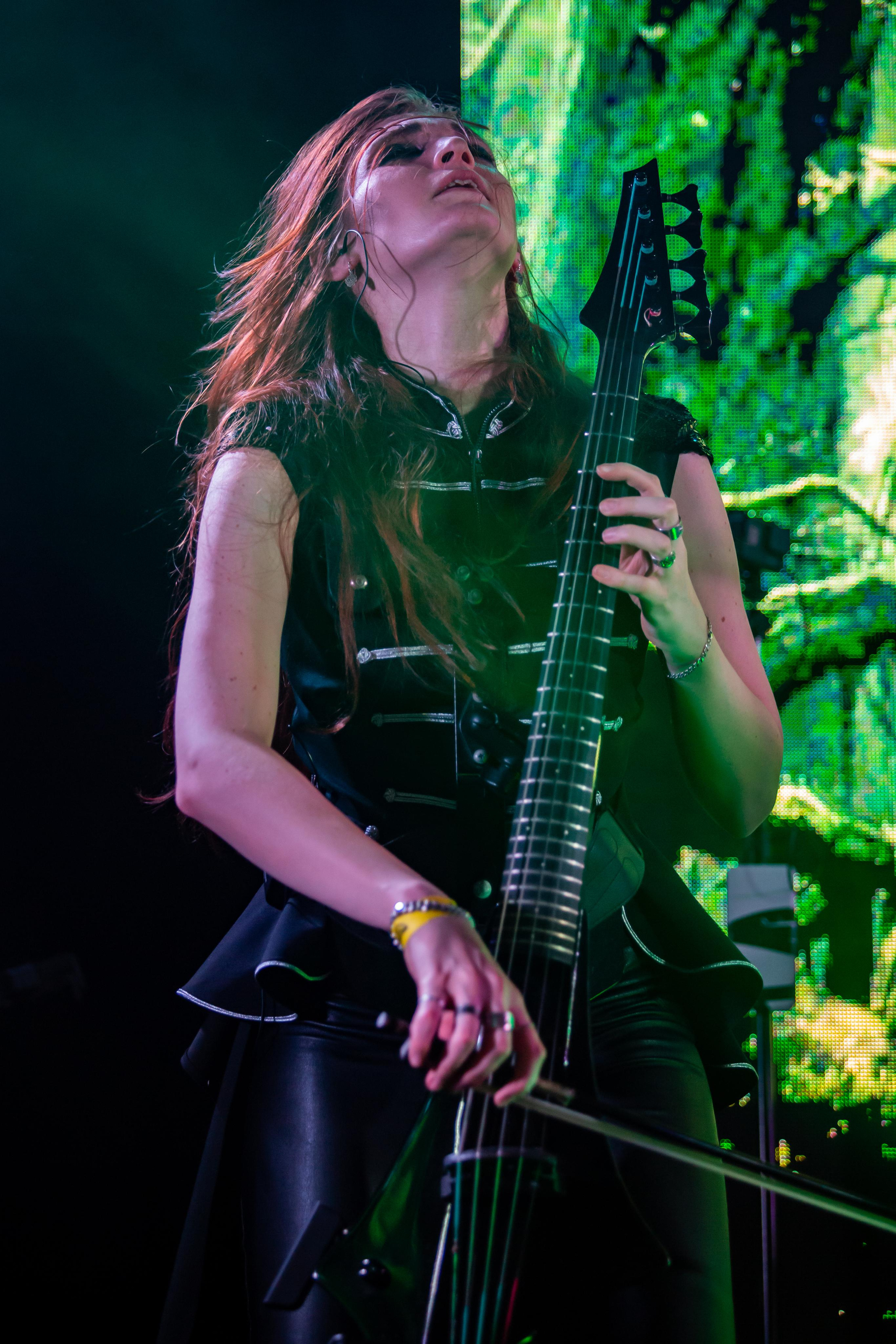 DEFORM. Фотограф Сонкина Татьяна