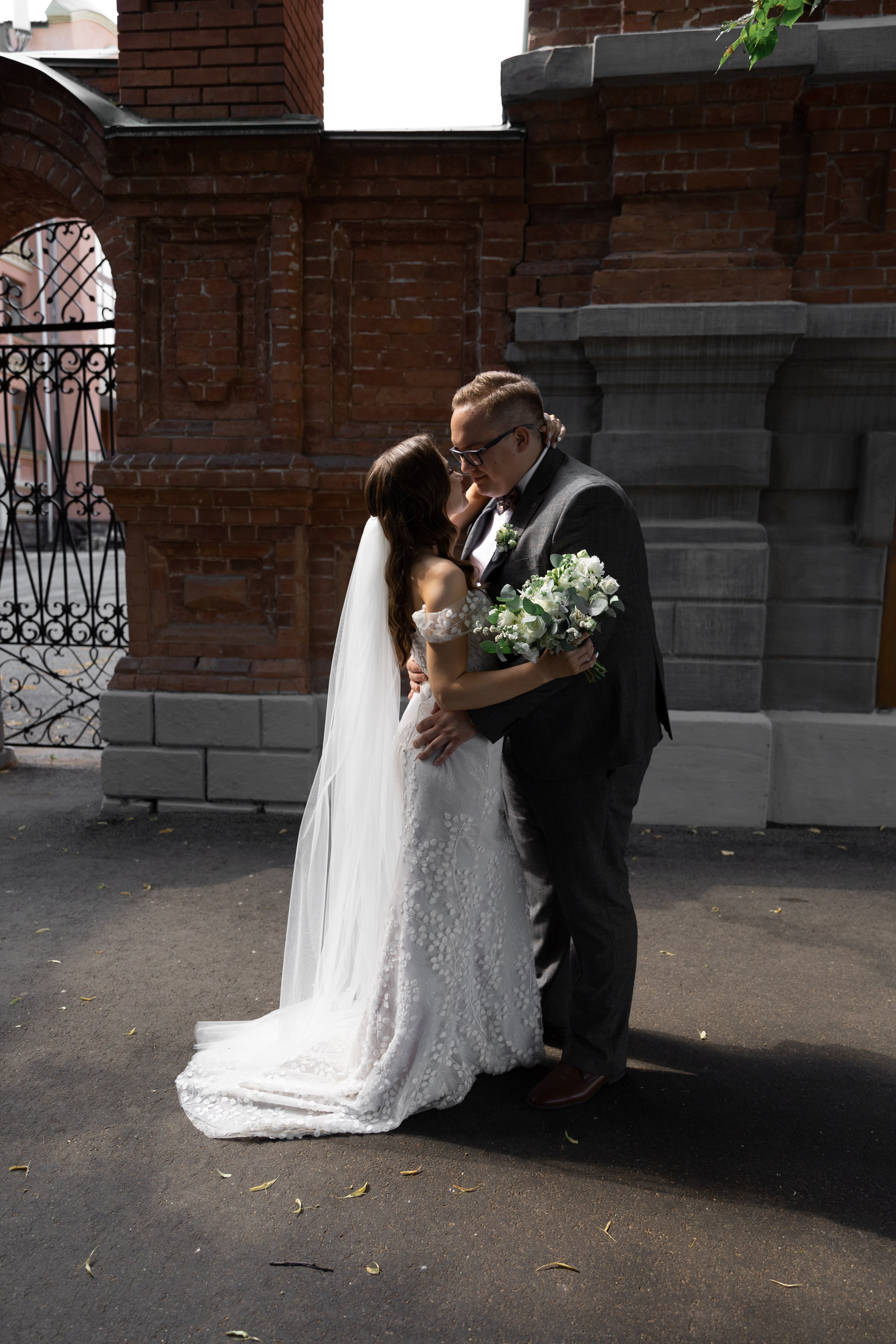 Свадебный фотограф Уфа — Руслан ГабдлисламовЖивые эмоции, красивые кадры, воспоминания на всю жизнь.Работаю по всей Республике Башкортоста. Свадебный фотограф Уфа Руслан Габдлисламов