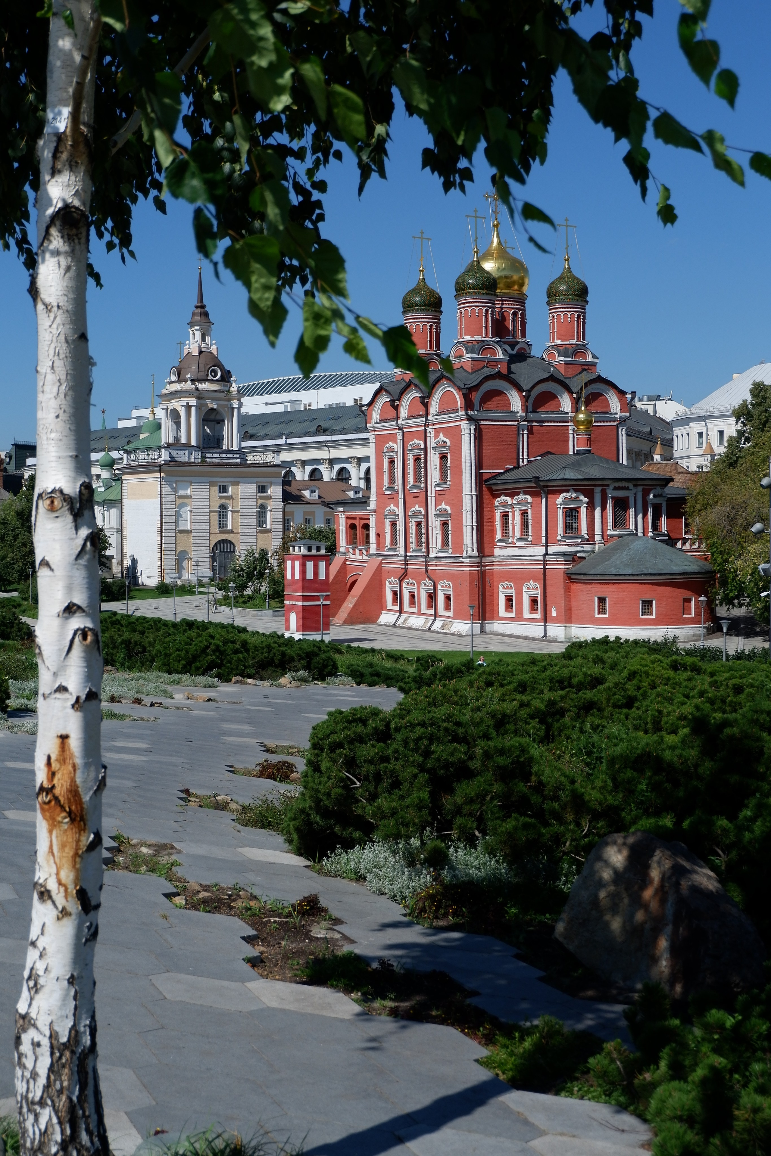 Ода зданиям и улицам. Прогулочная городская фотосъемка в Москве