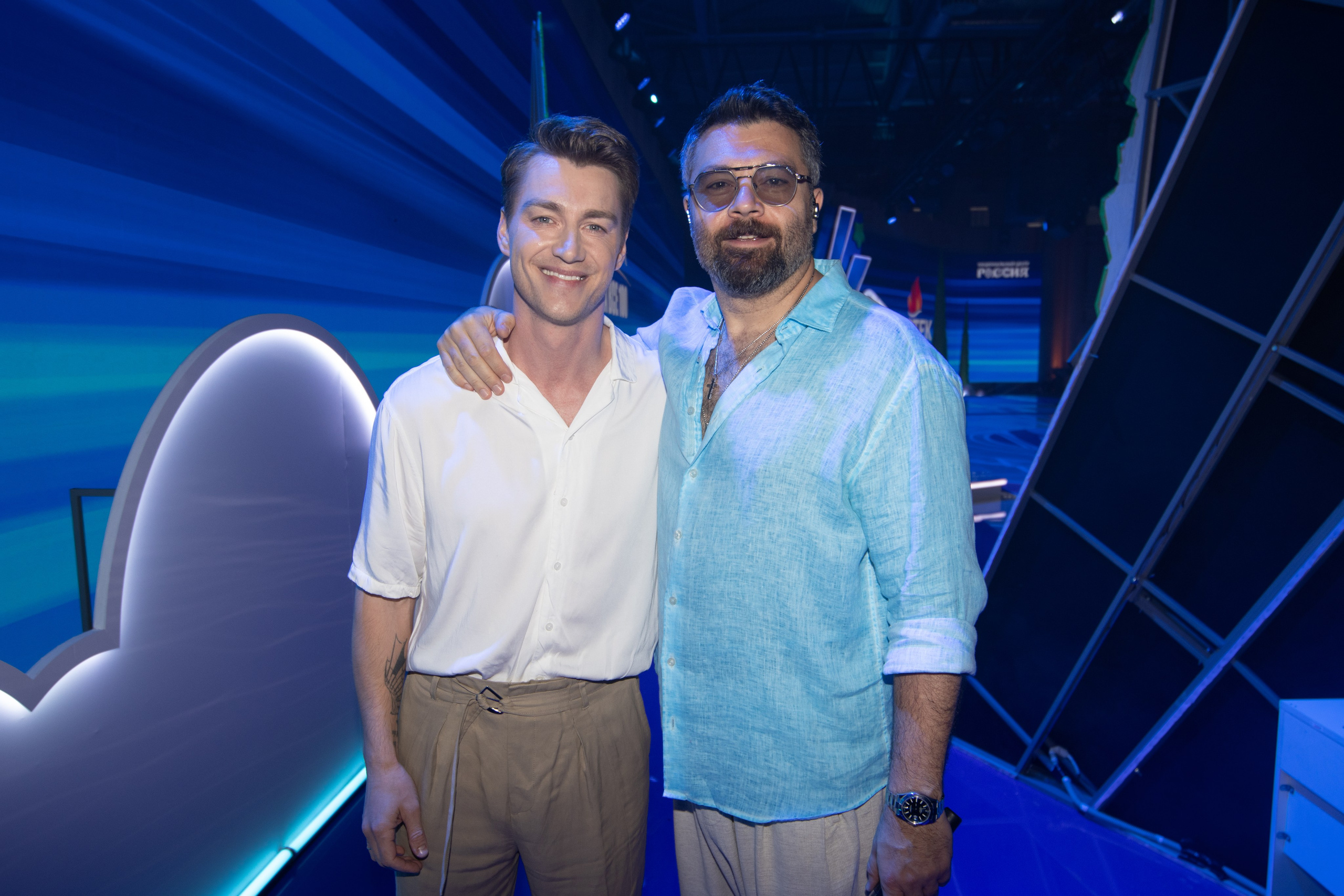 Алексей Чумаков и Алексей Воробьев на мероприятии, посвященном 100-летию «Артека» в городе Москва.