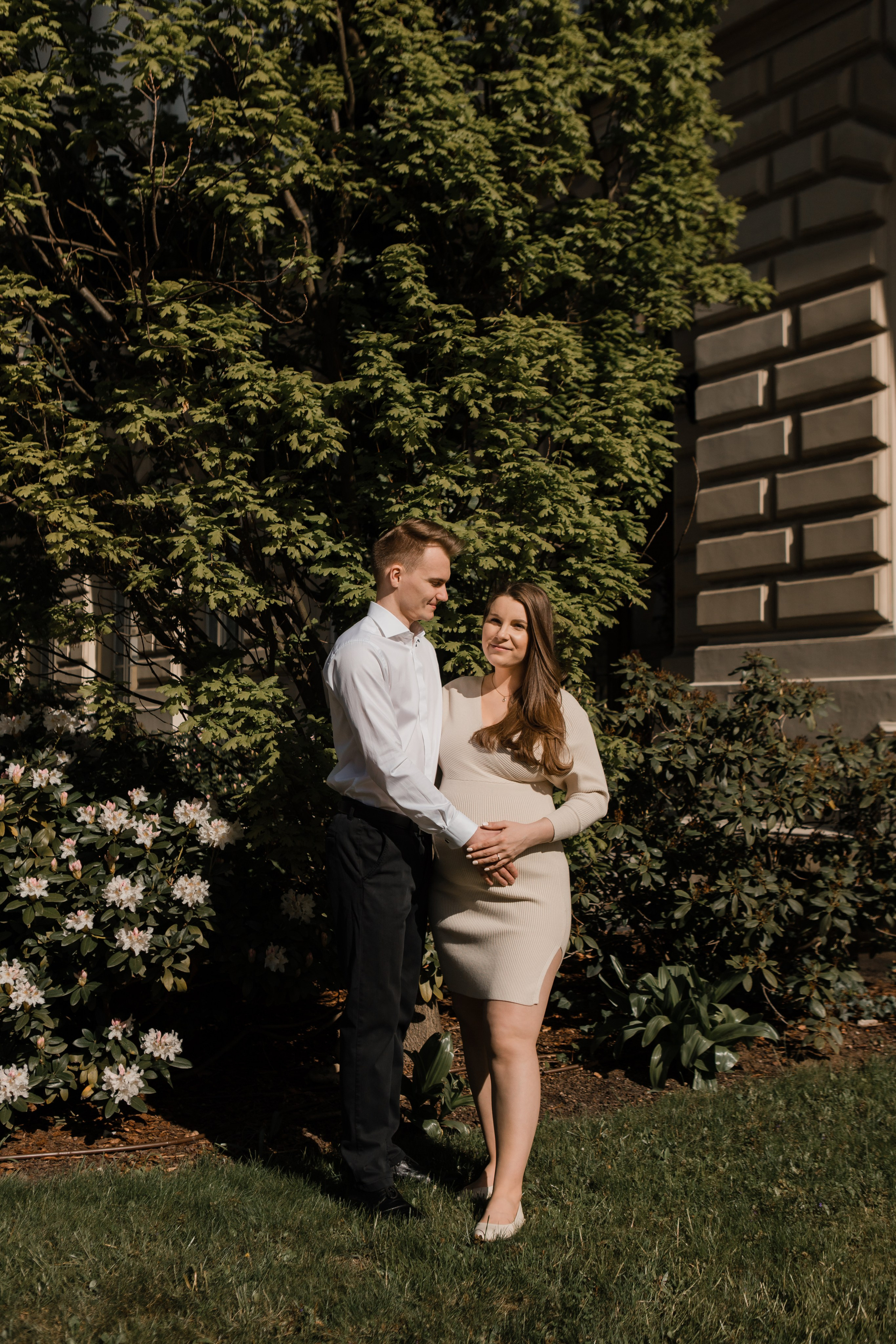 Семейная фотосессия Андрея и Марии. Видеосъемка и фотосъемка свадеб. Фотограф и оператор на свадьбу. Видеосъемка подкастов, собственная видео-фотостудии. Предметная фотосъемка